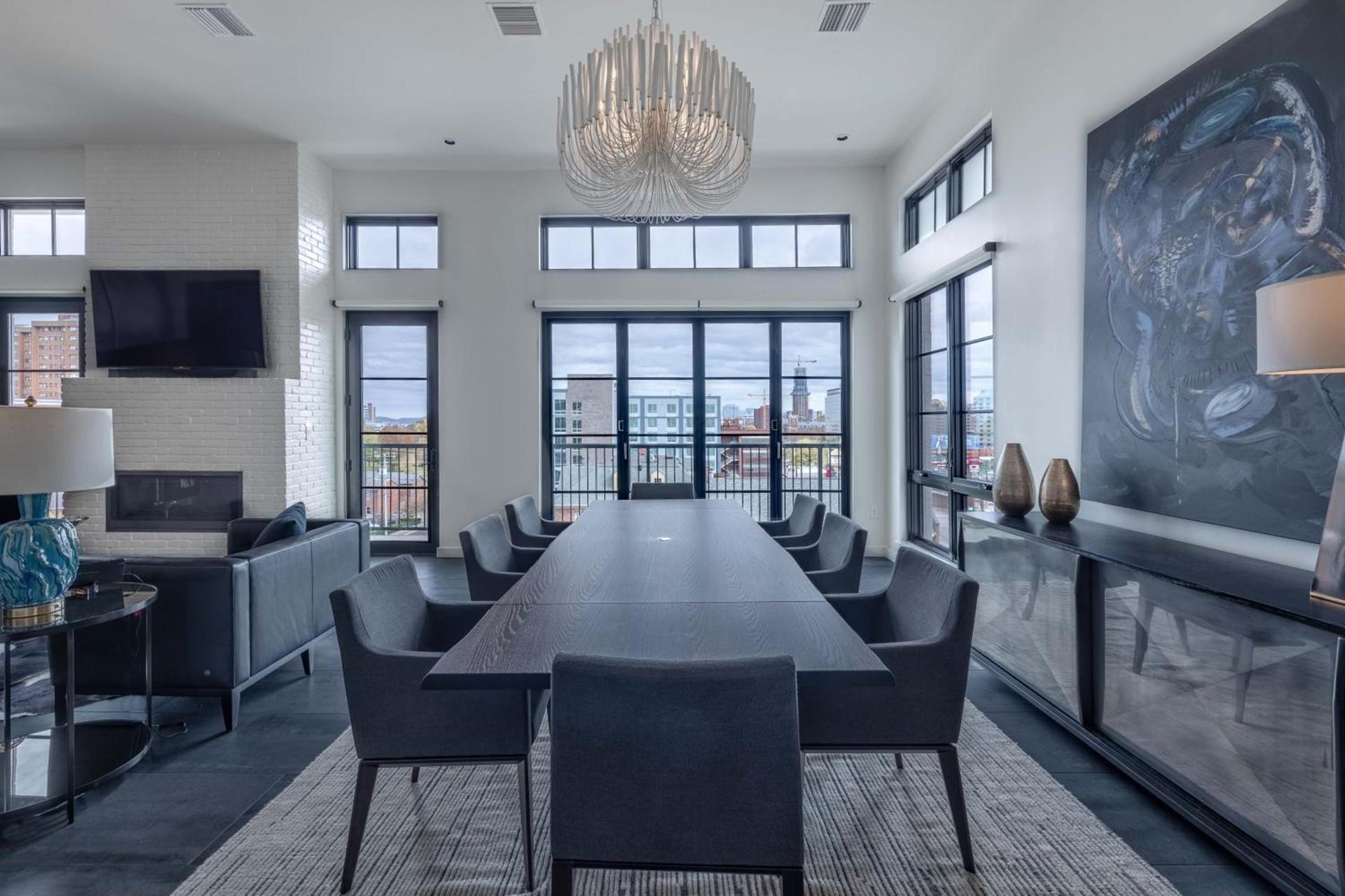 121 Hotel by AvantStay photo 52