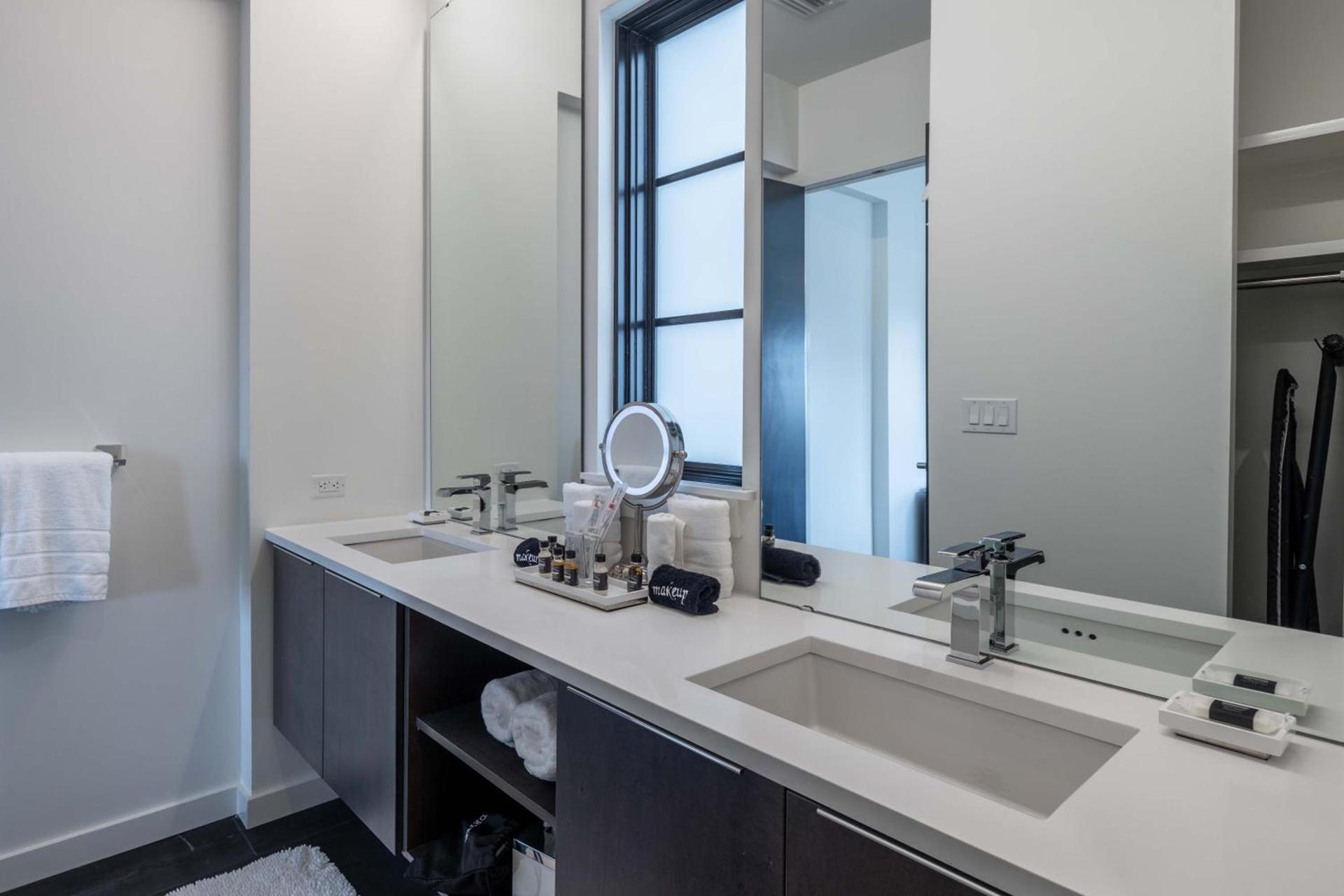 121 Hotel by AvantStay photo 75
