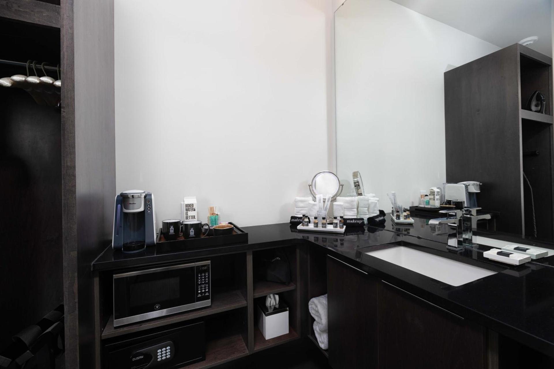 121 Hotel by AvantStay photo 83