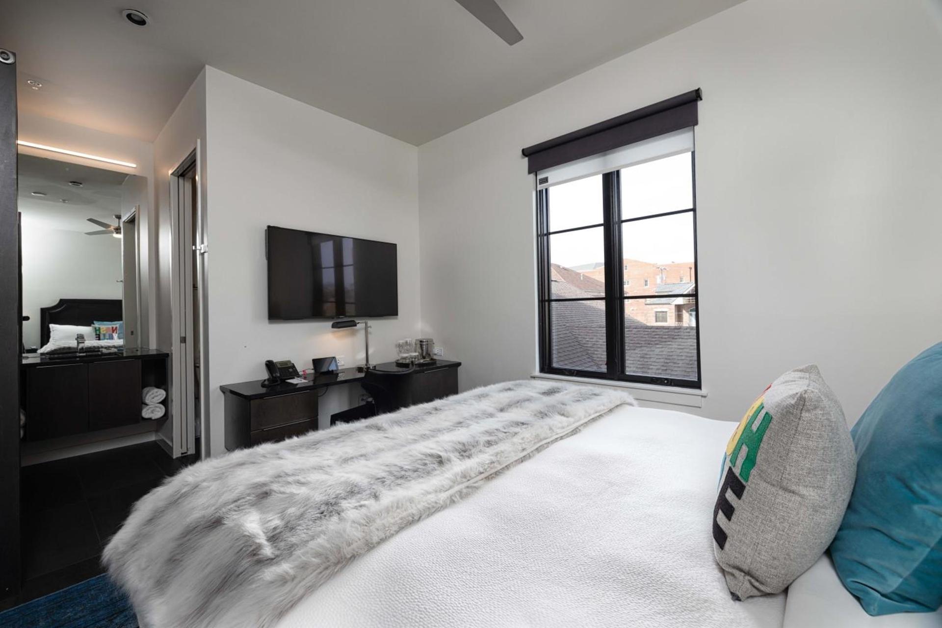 121 Hotel by AvantStay photo 79