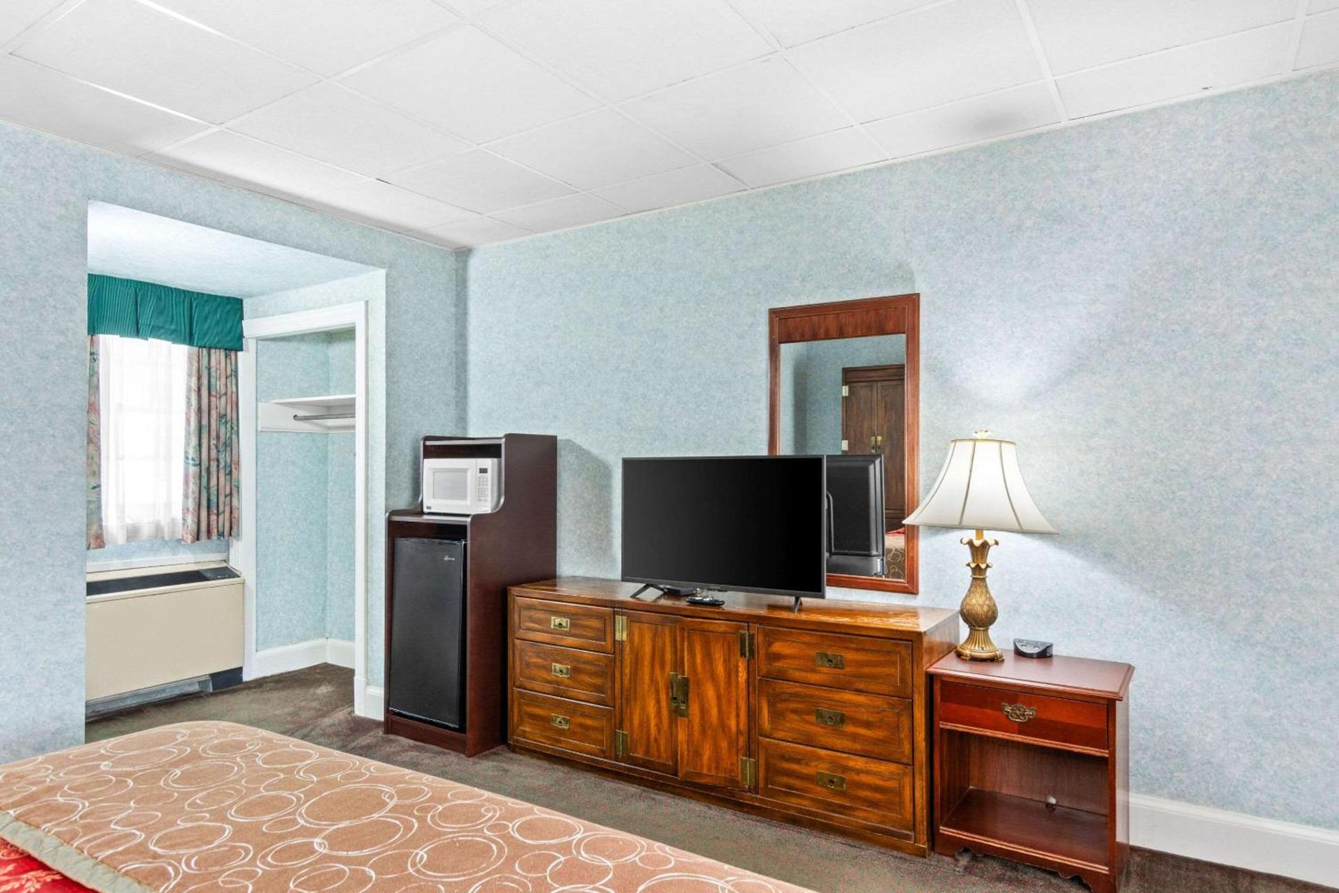 Rodeway Inn Williamsburg Historic Area photo 17