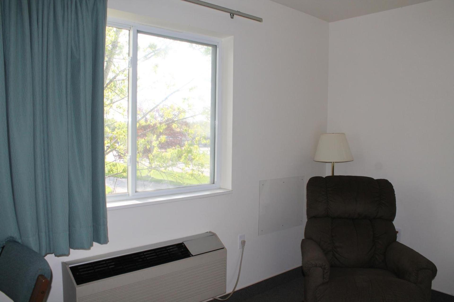 American Host Inn photo 33