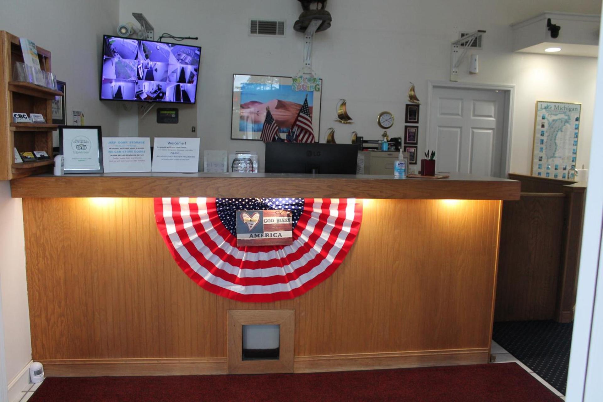 American Host Inn photo 3