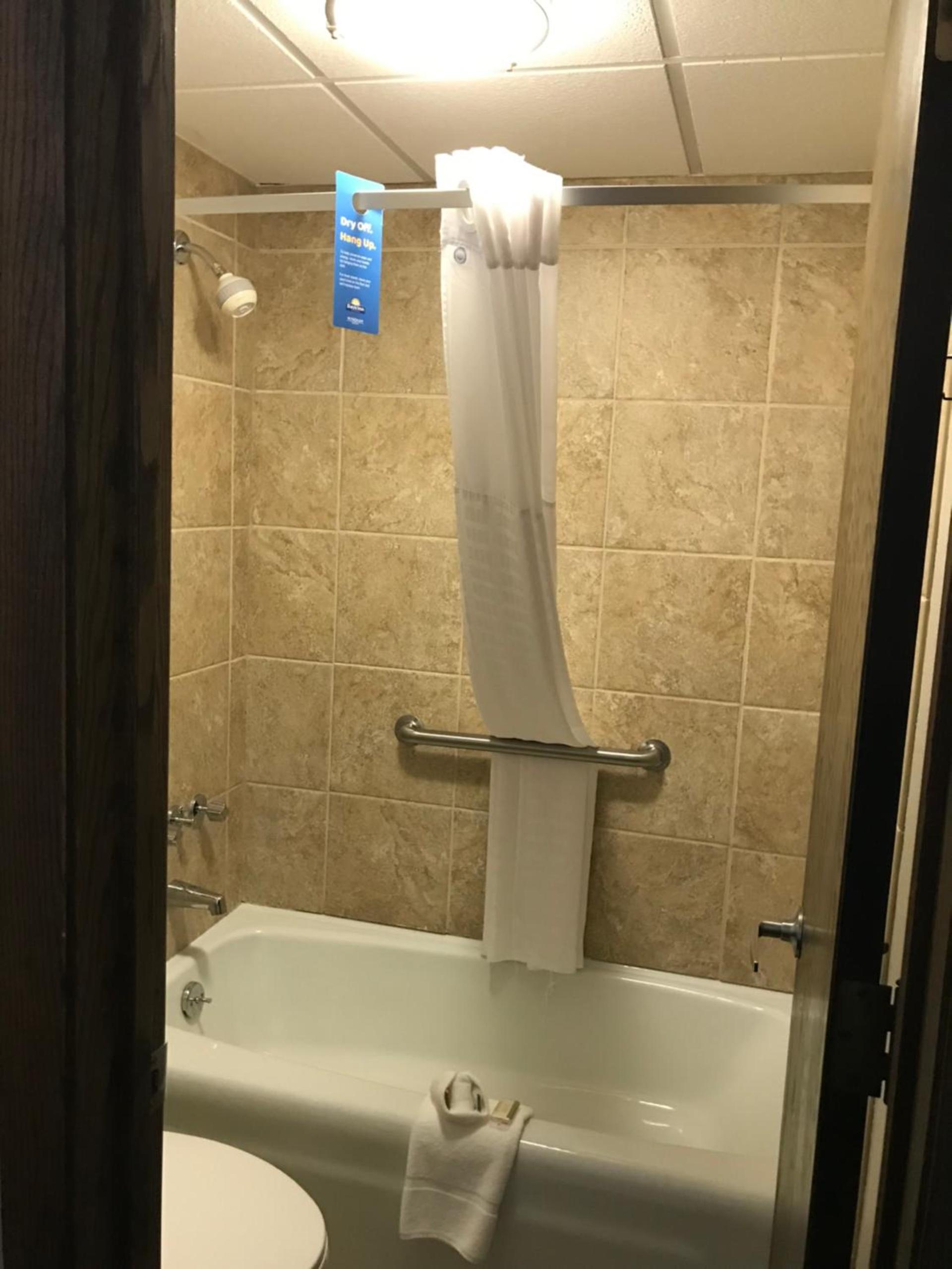 Days Inn by Wyndham International Falls photo 20