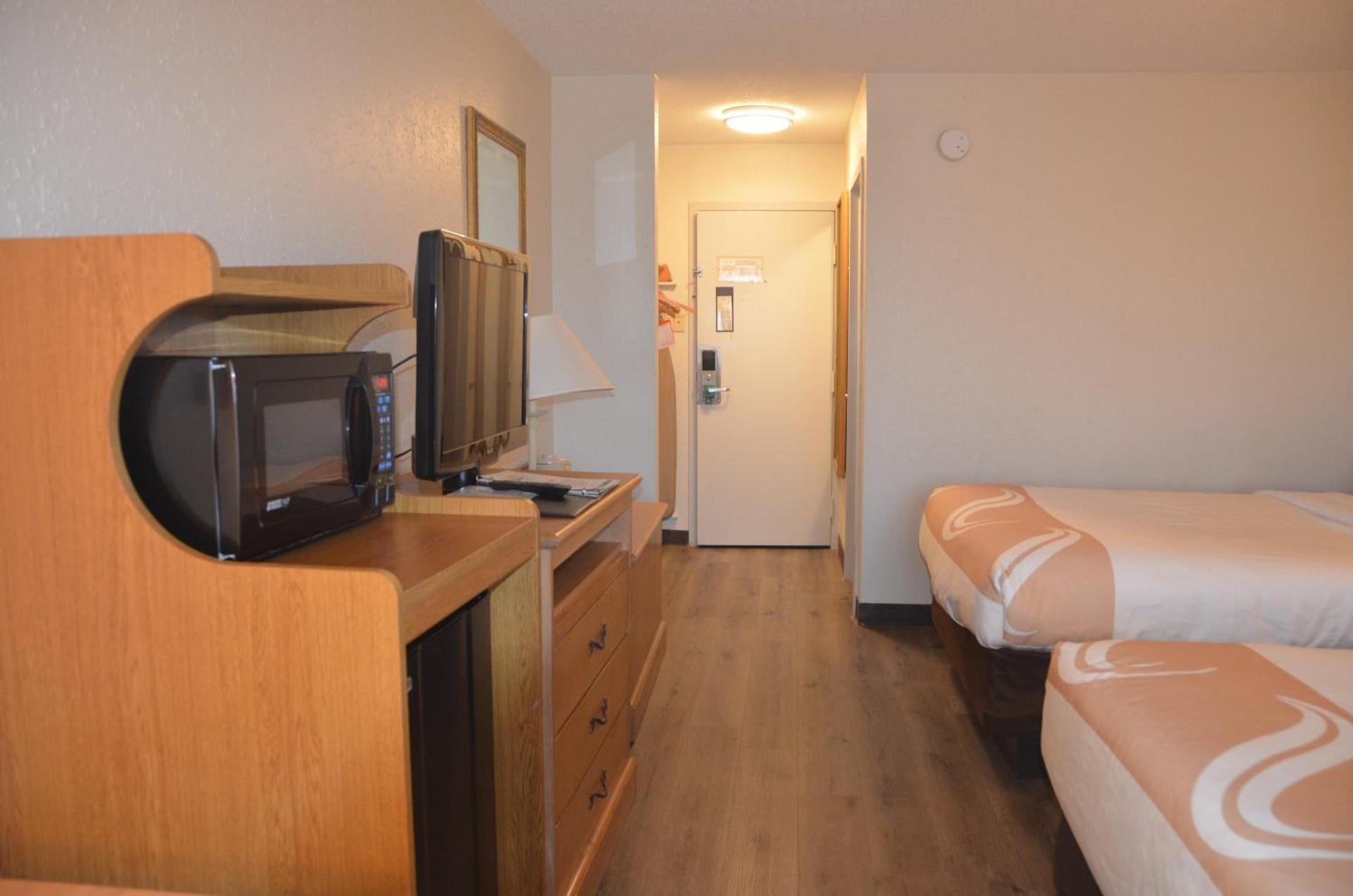 Quality Inn Perrysburg - Toledo South photo 59