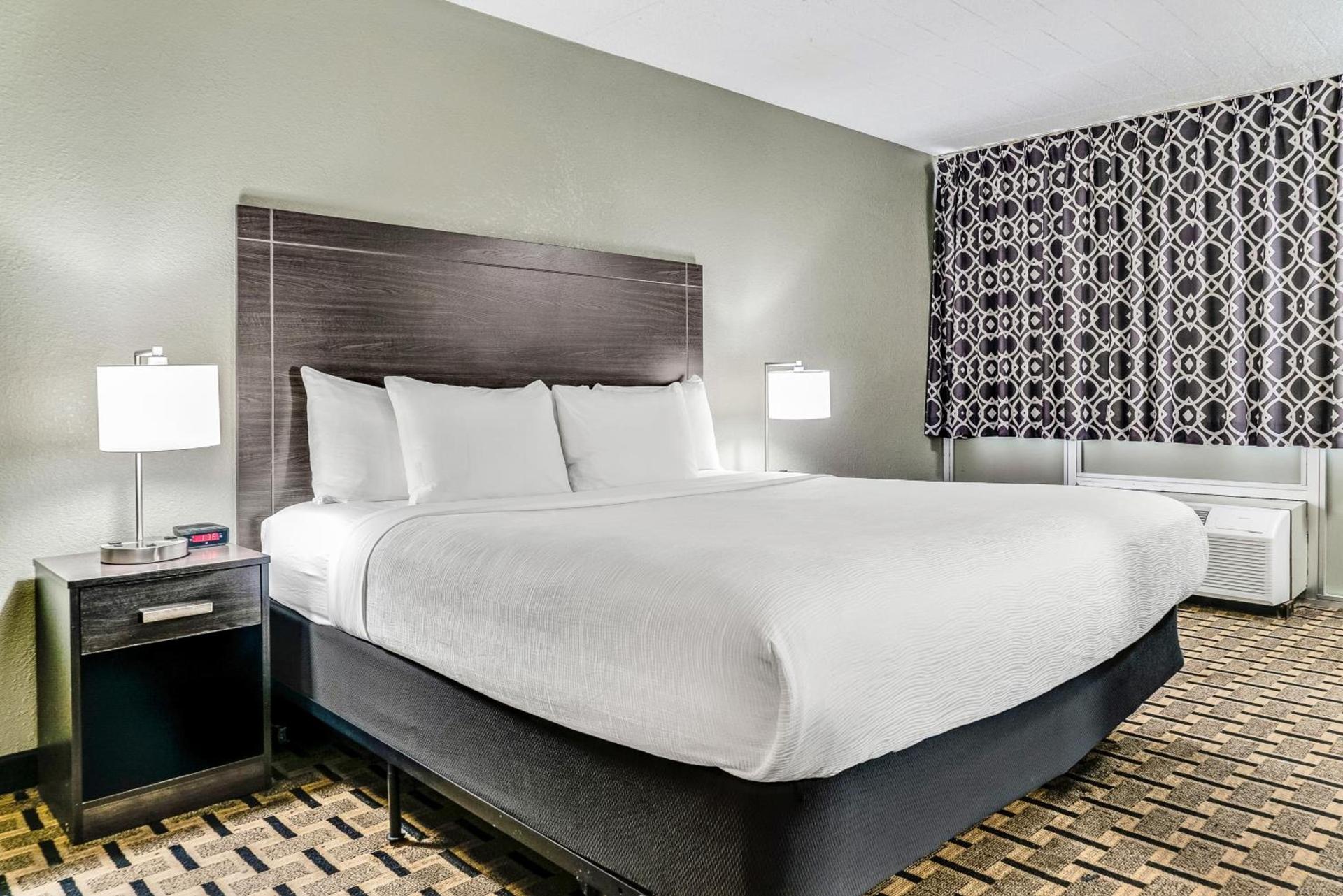 Quality Inn Detroit Downtown photo 75