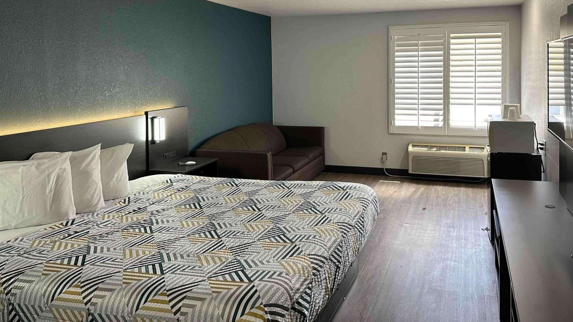 Motel 6-Lebec, CA photo 5
