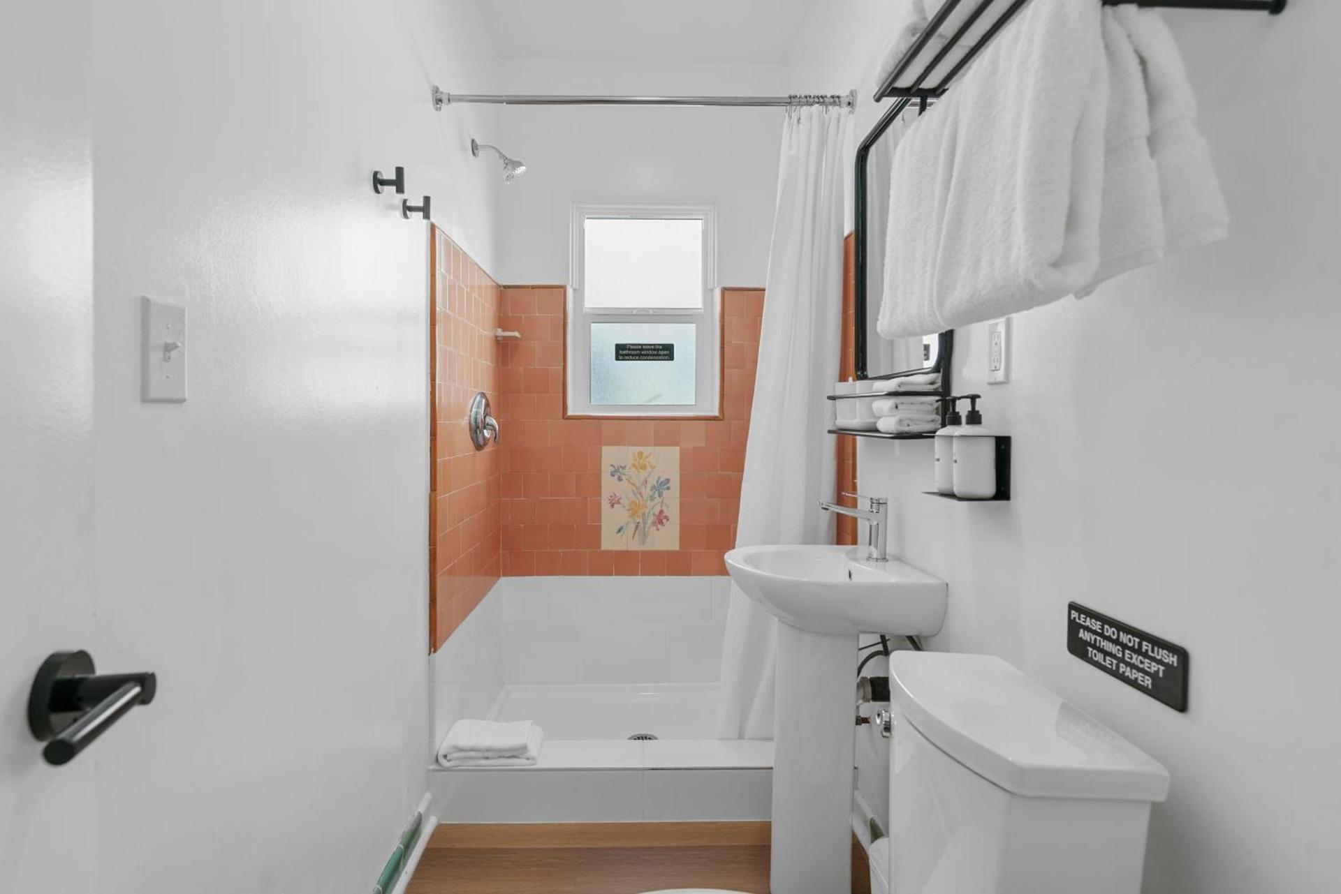 Aliza Hotel photo 11