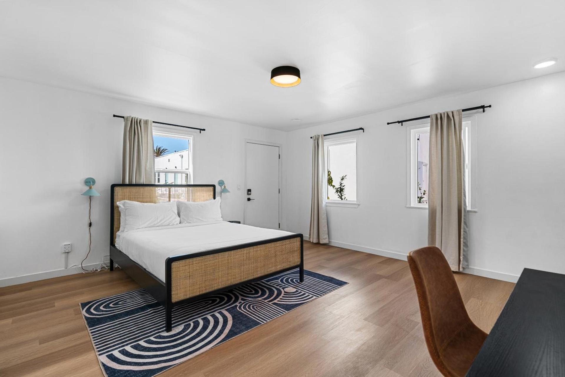 Aliza Hotel photo 73