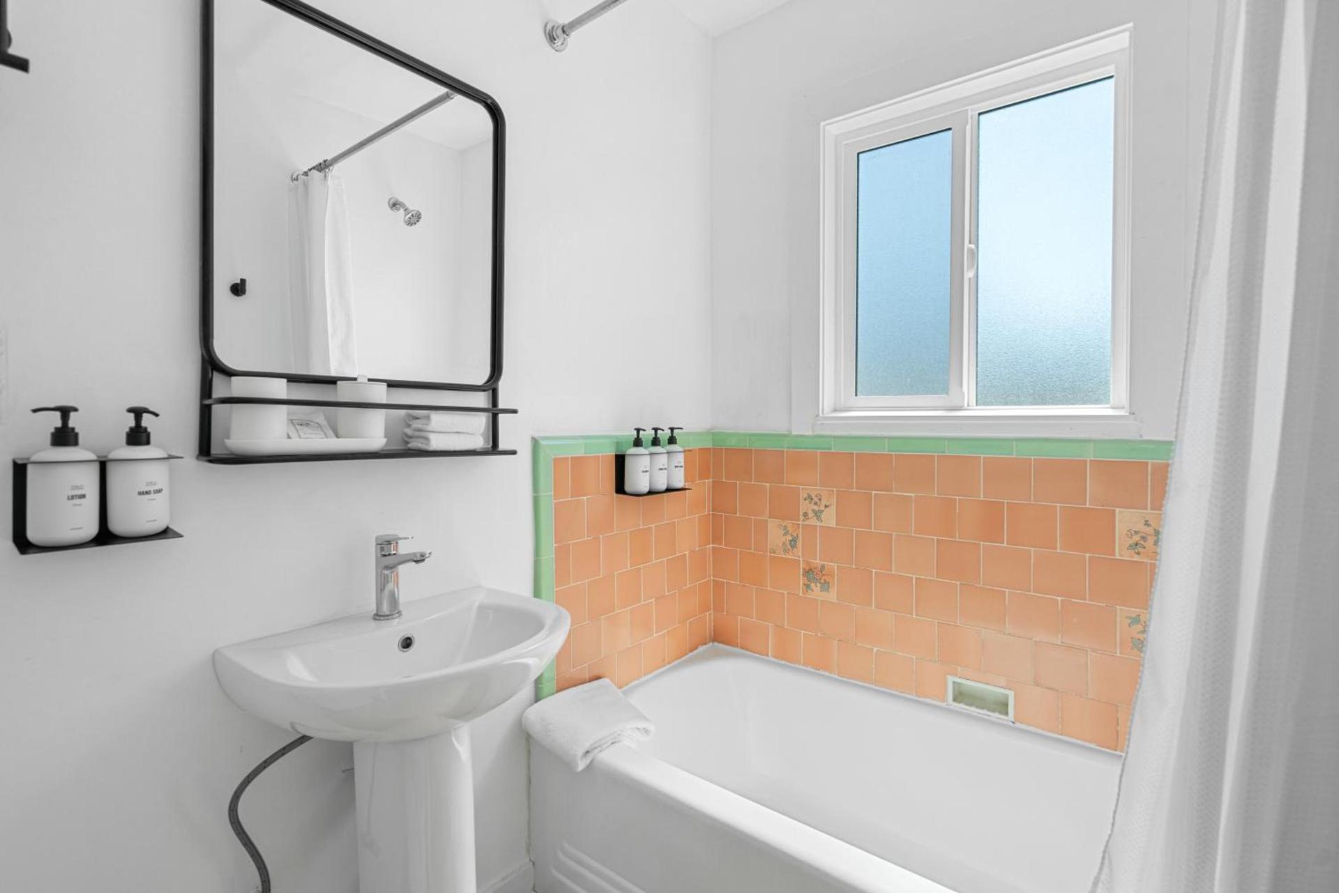 Aliza Hotel photo 47
