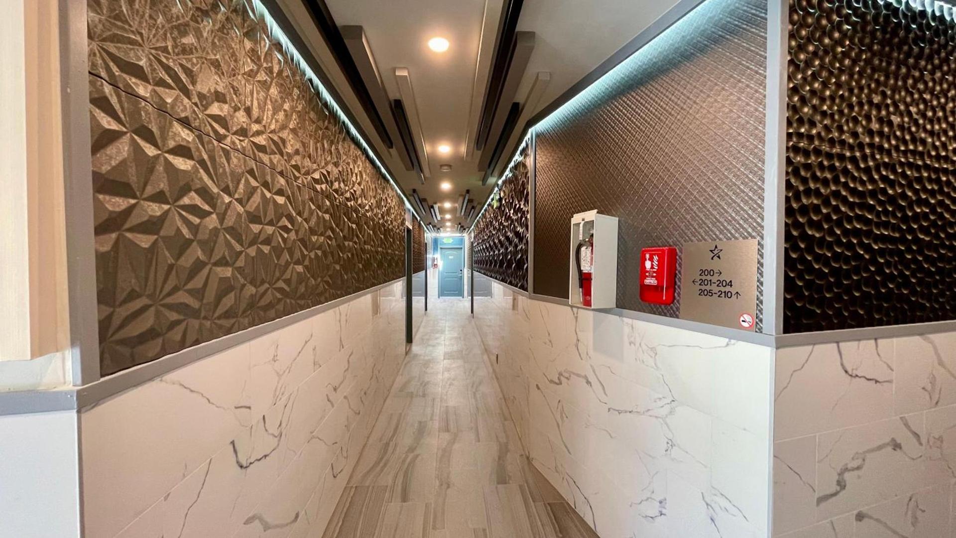 Quintessence ApartHotel photo 36