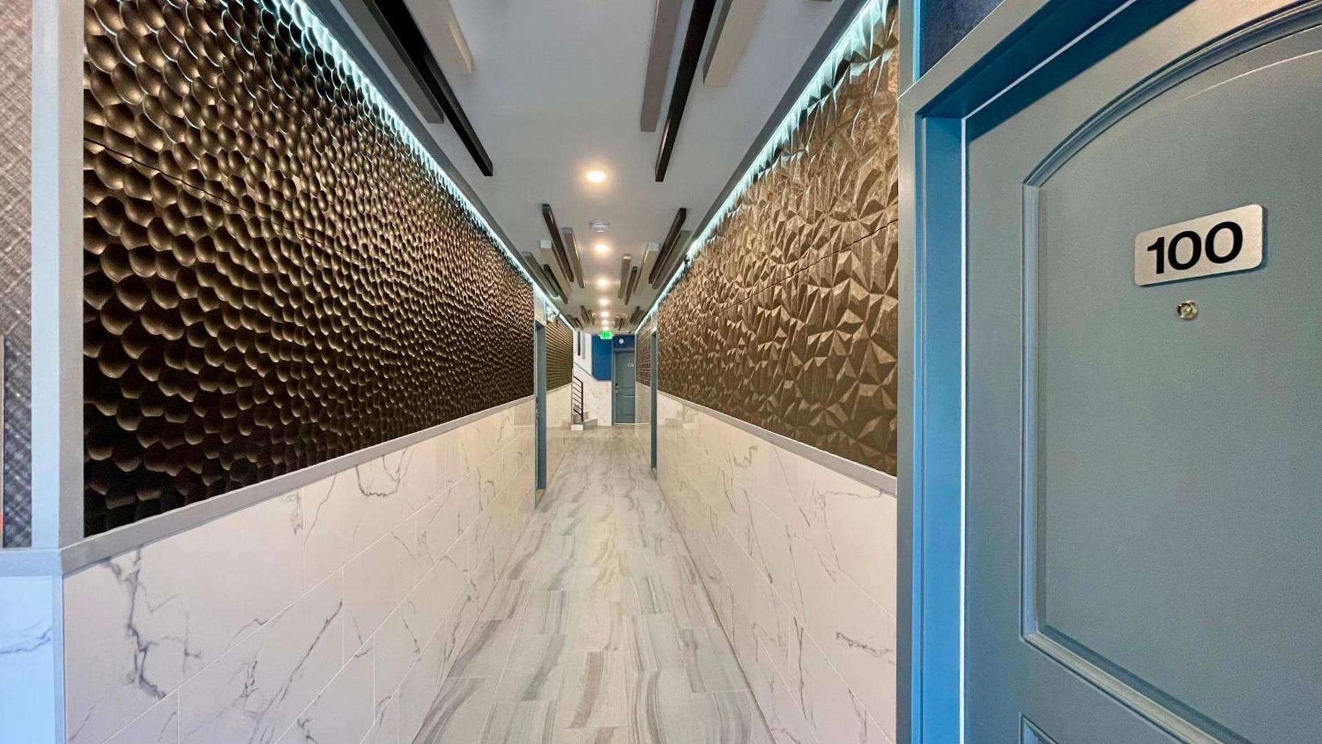 Quintessence ApartHotel photo 32