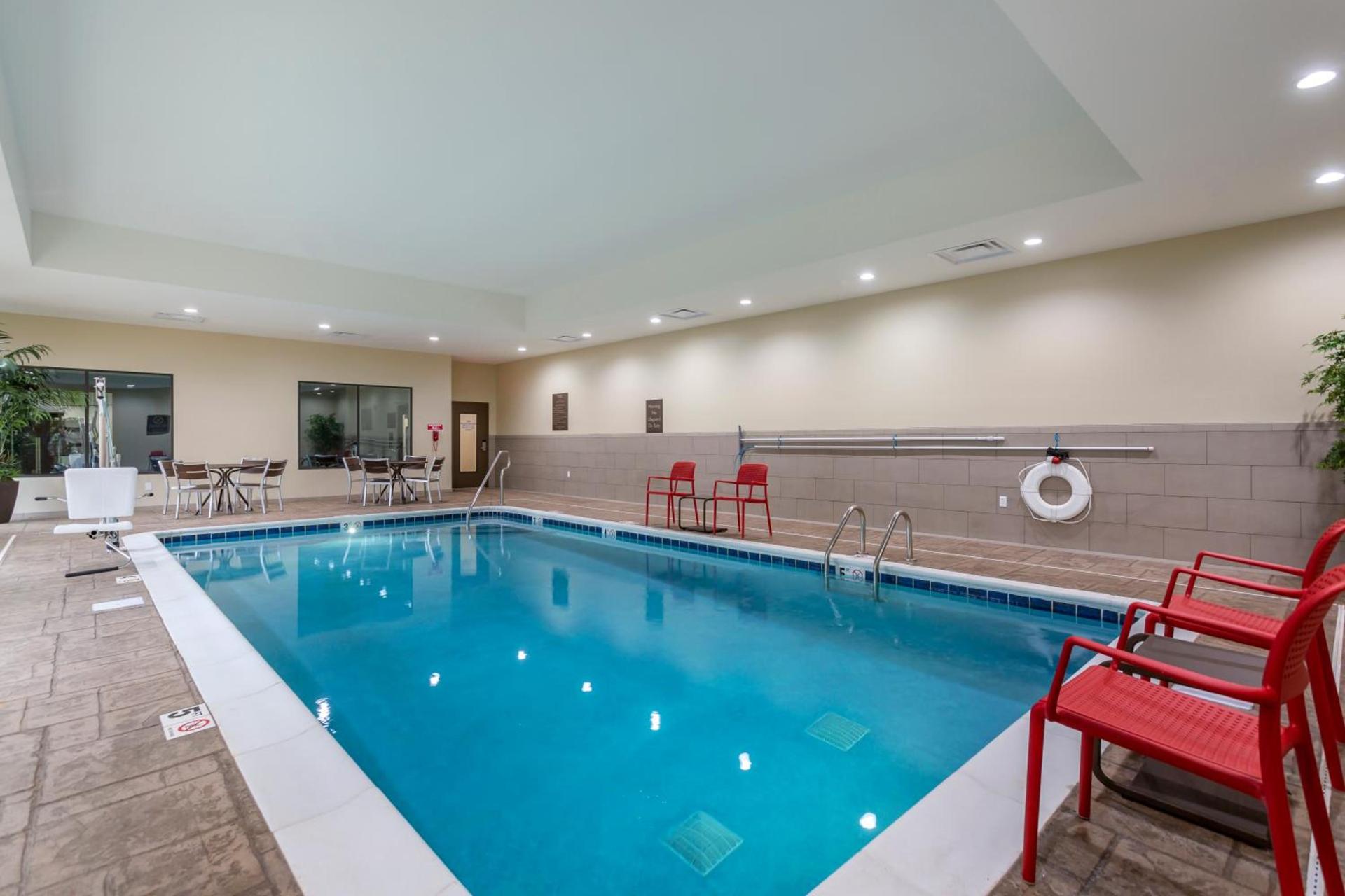 Comfort Suites Bowling Green Southeast photo 13