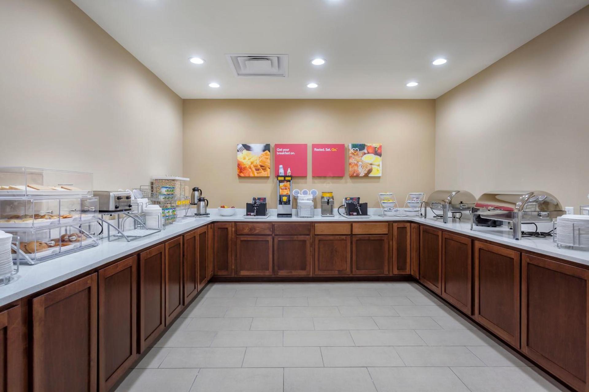 Comfort Suites Bowling Green Southeast photo 20