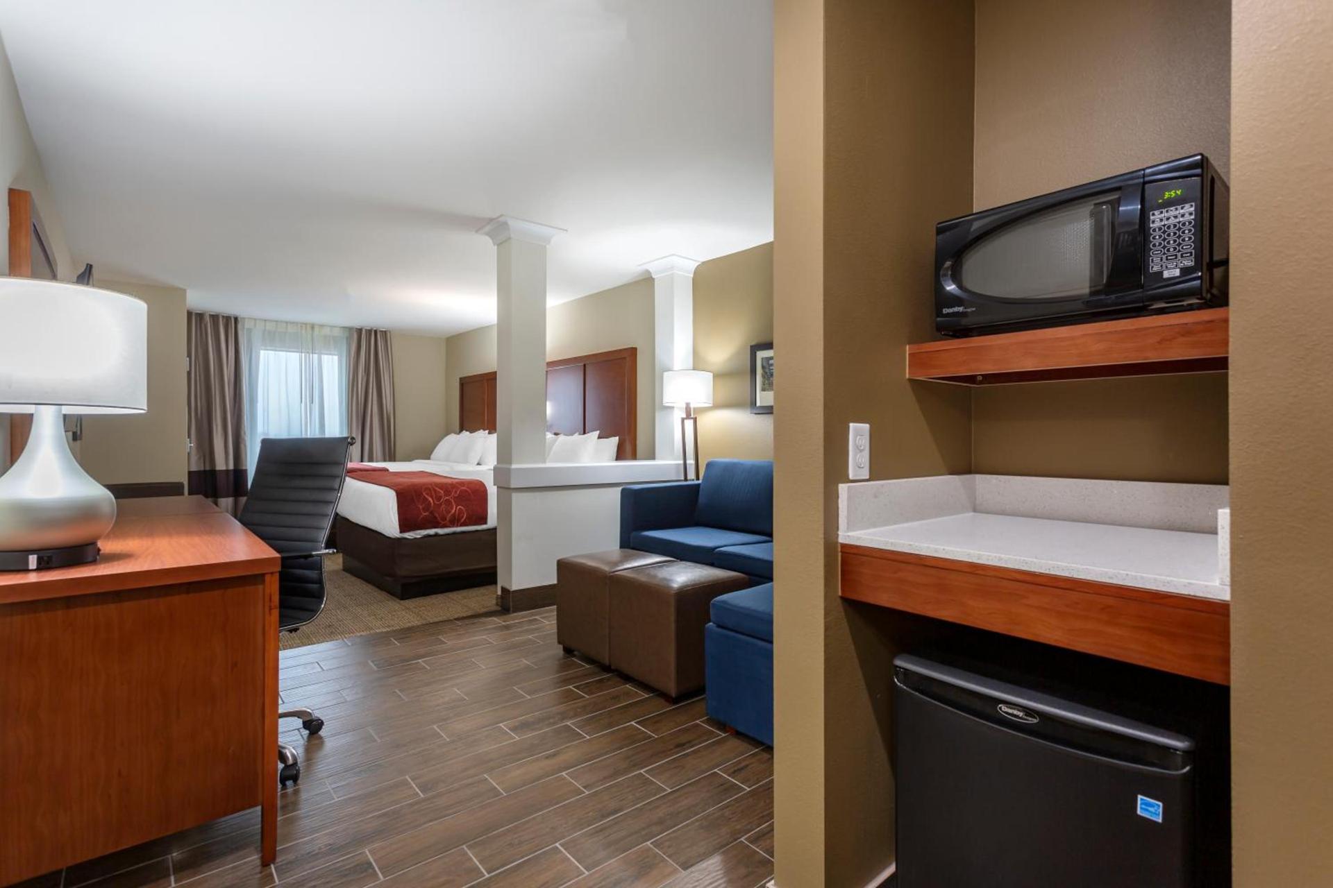 Comfort Suites Bowling Green Southeast photo 6