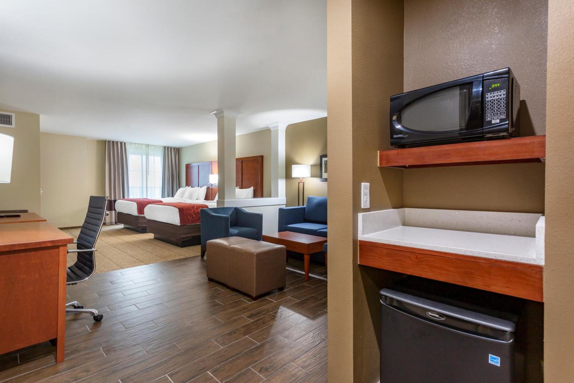 Comfort Suites Bowling Green Southeast photo 24