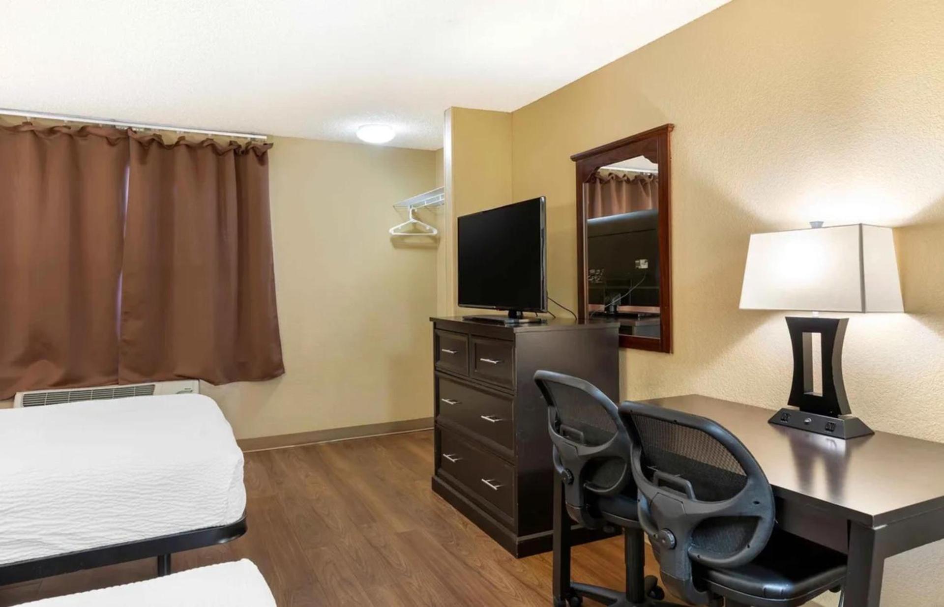 Relax Suites Extended Stay - La Mirada photo 24