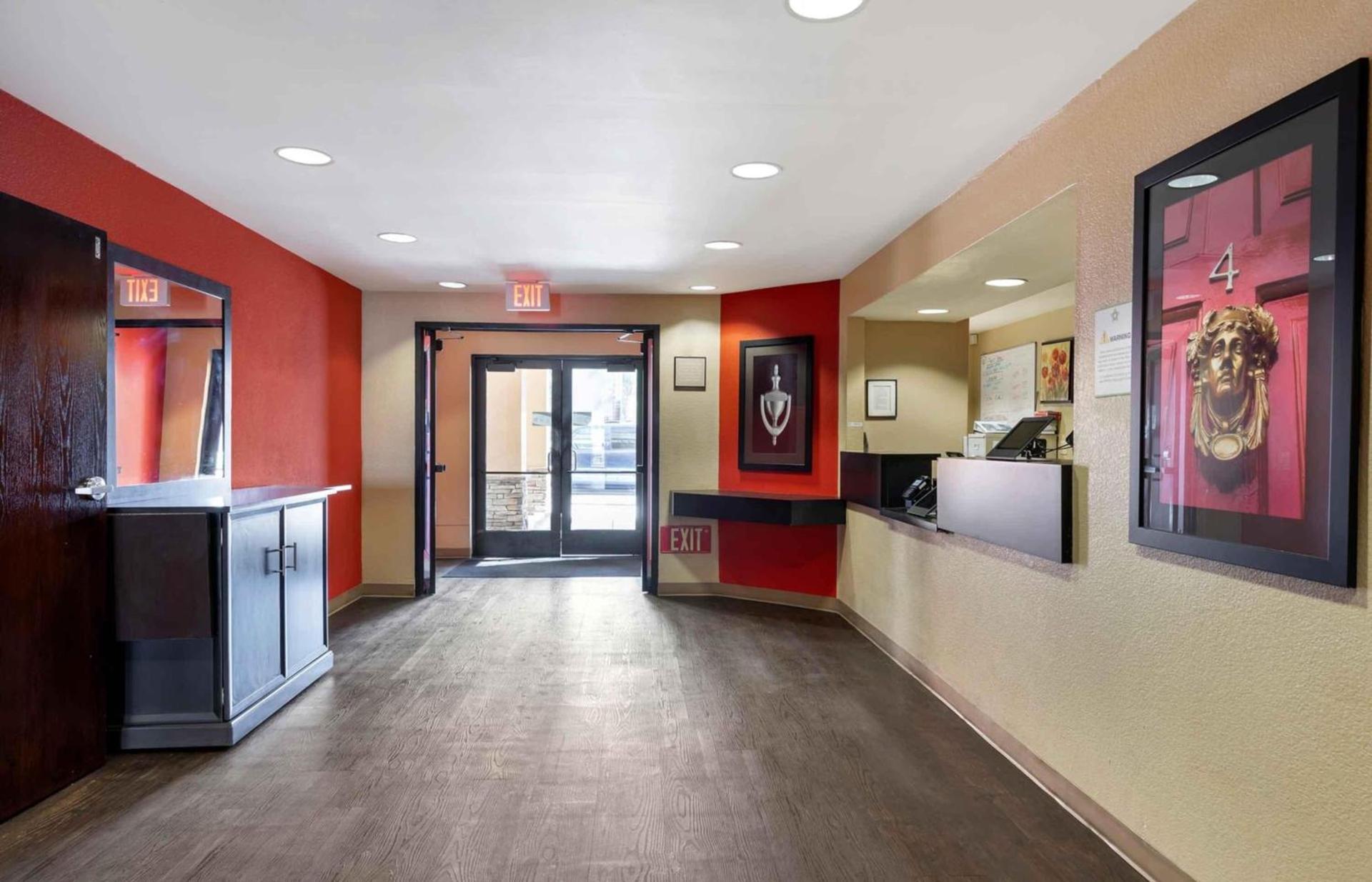 Relax Suites Extended Stay - La Mirada photo 13