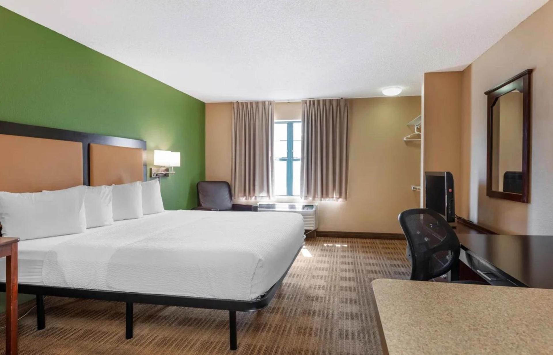 Relax Suites Extended Stay - La Mirada photo 12