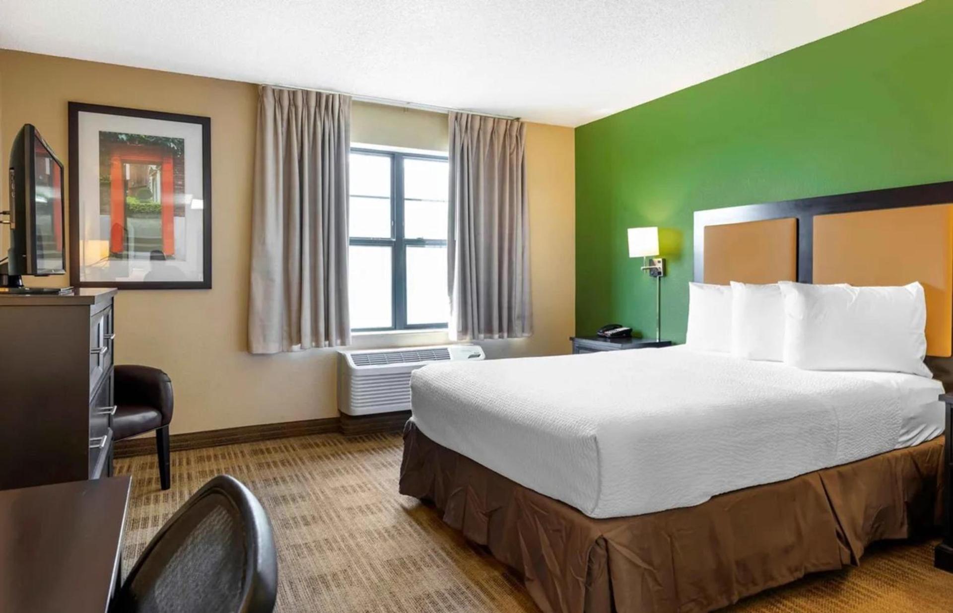 Relax Suites Extended Stay - La Mirada photo 5
