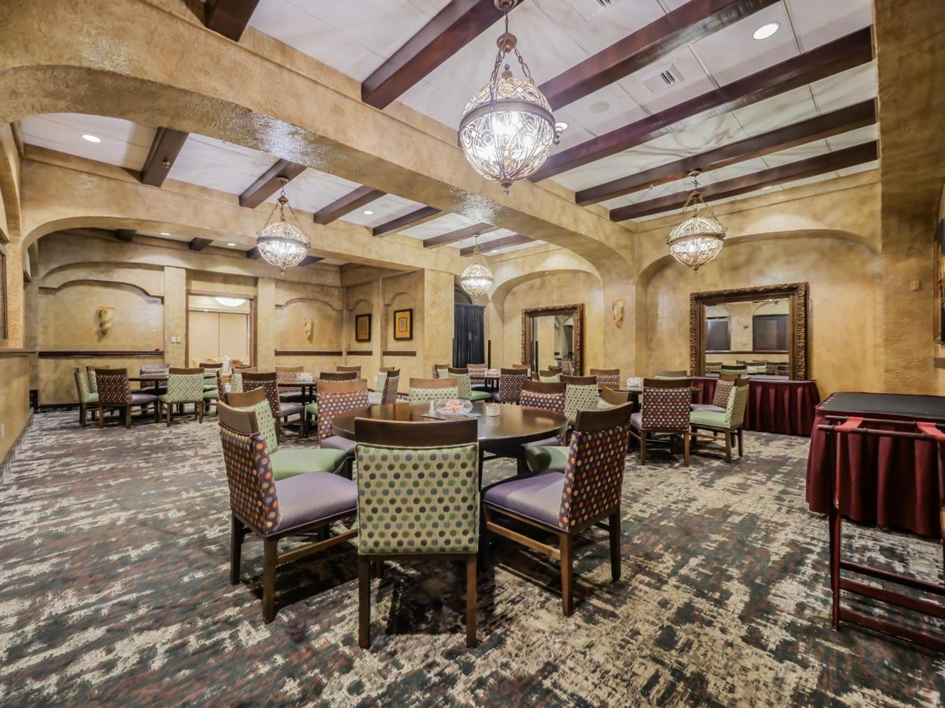 Crowne Plaza Cleveland Airport by IHG photo 27