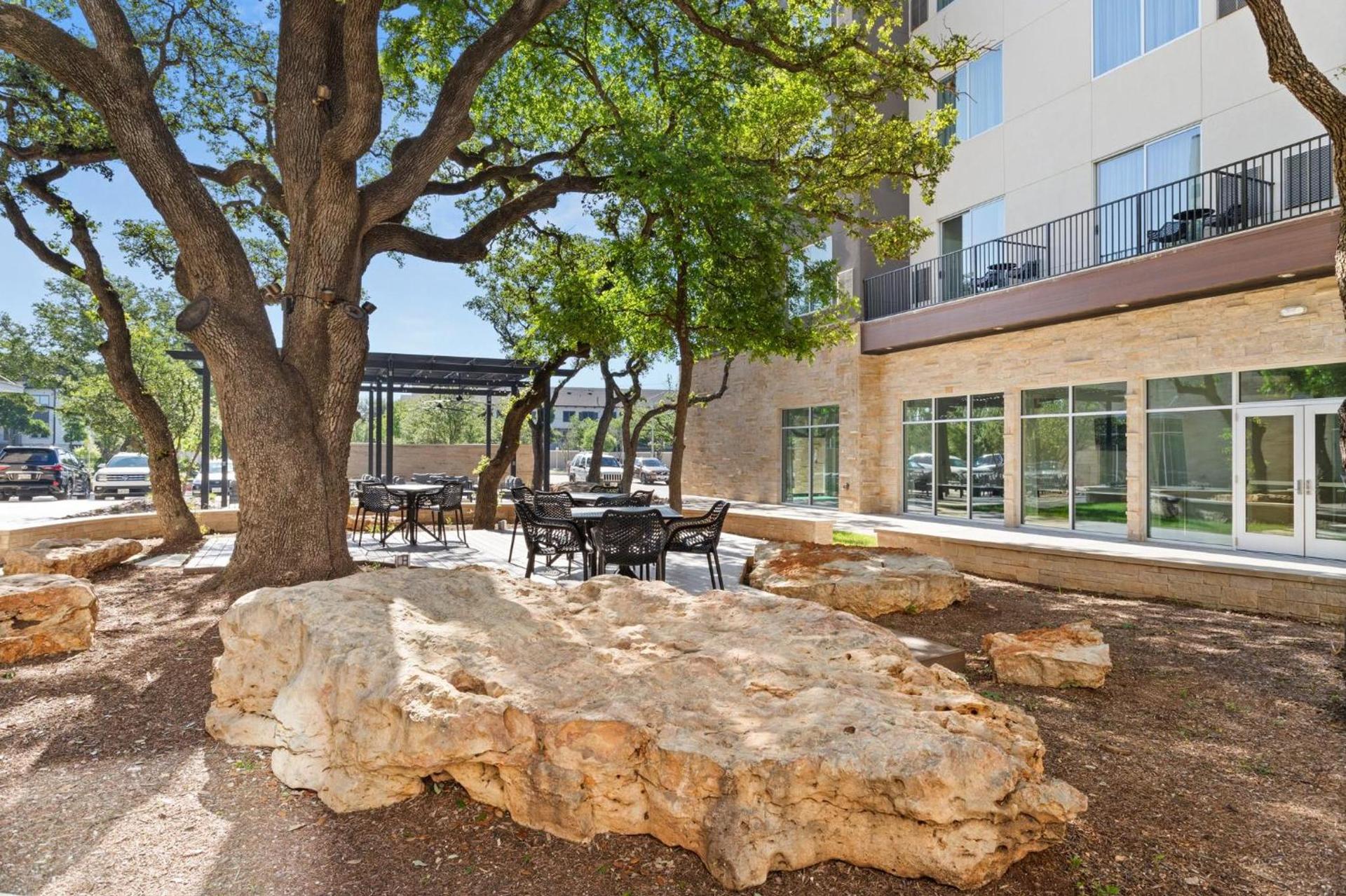 EVEN Hotel Austin Uptown near the Domain by IHG photo 7