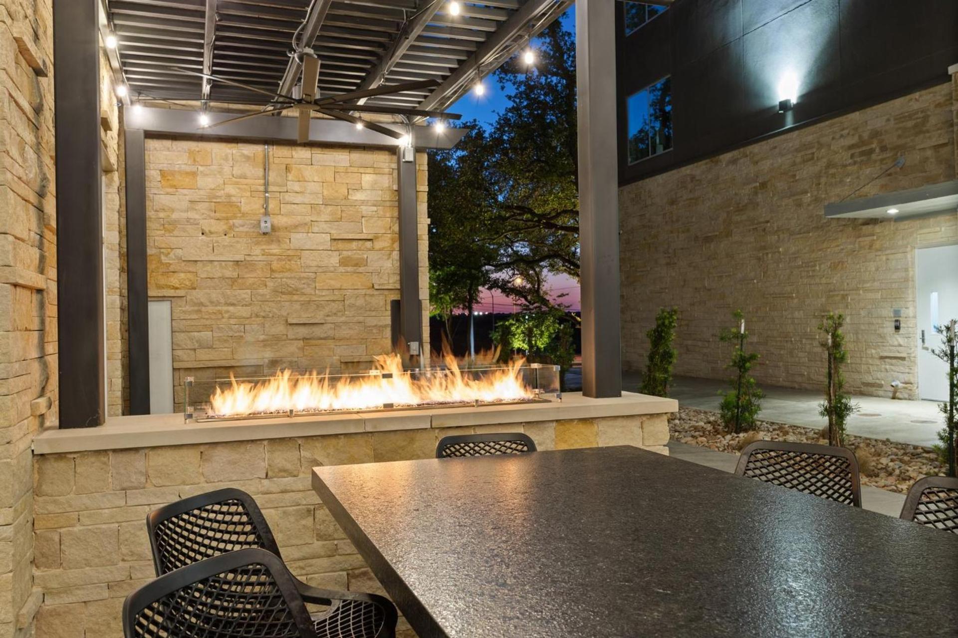 EVEN Hotel Austin Uptown near the Domain by IHG photo 12