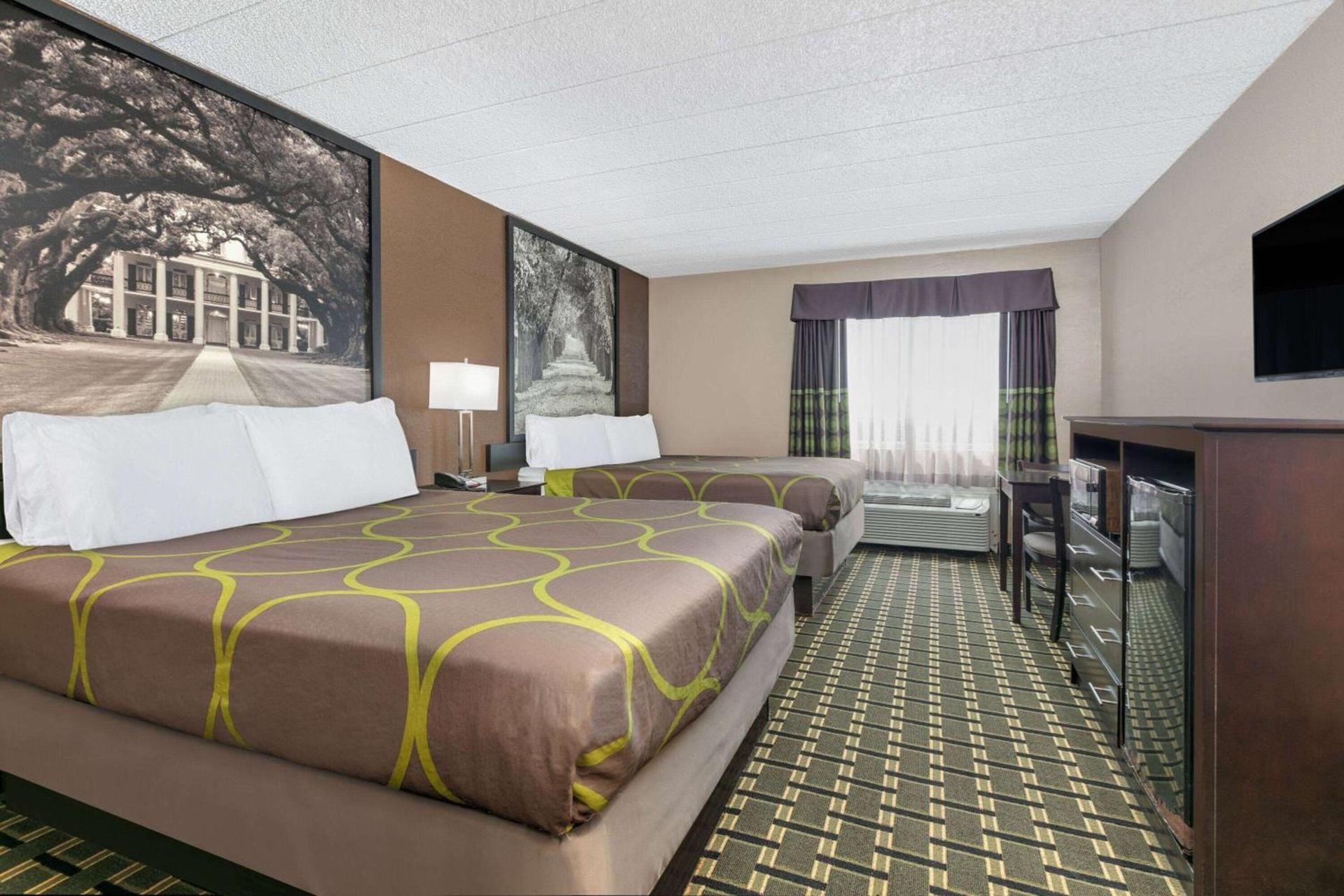 Super 8 by Wyndham Grand Prairie North photo 10
