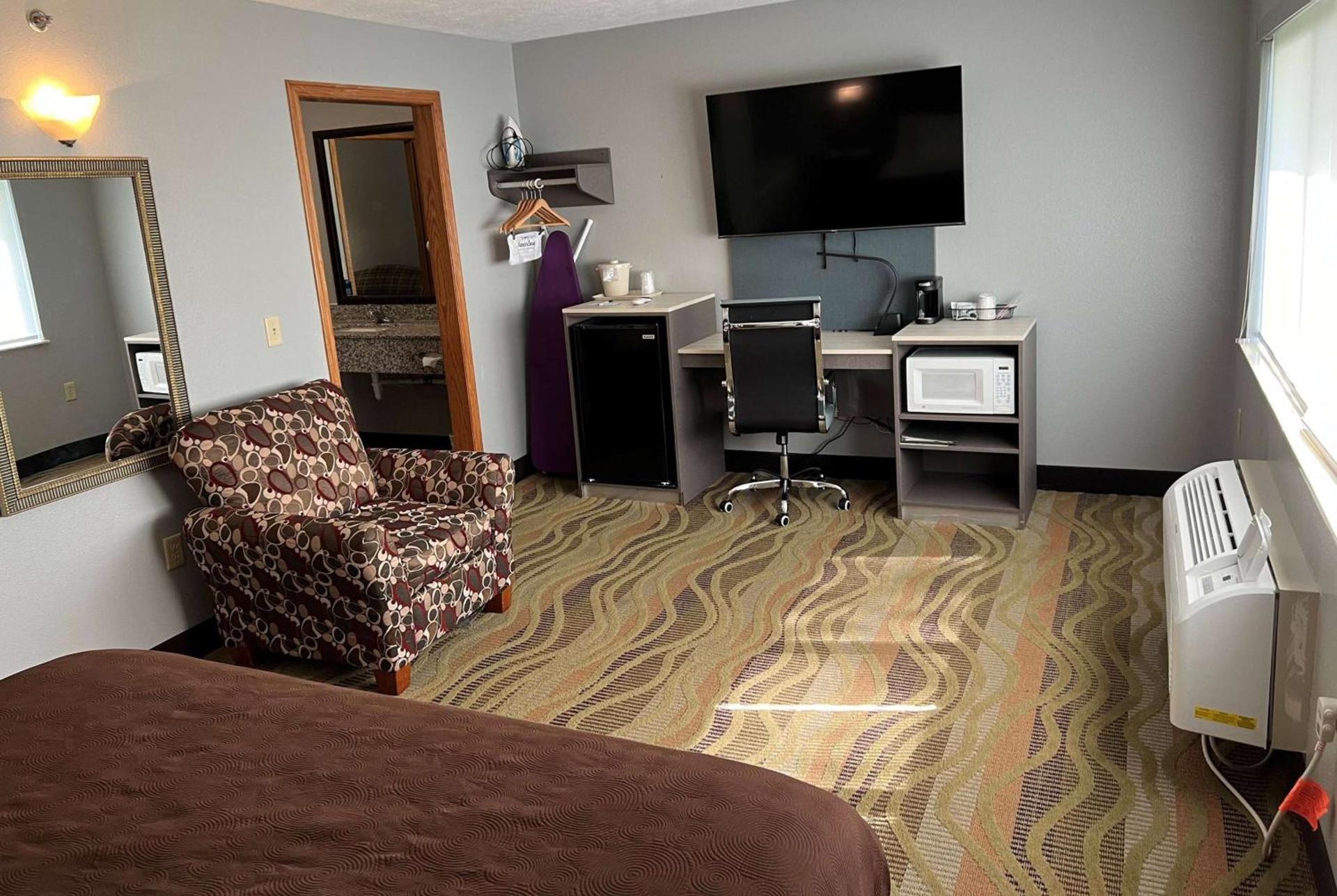 AmericInn by Wyndham Republic photo 11