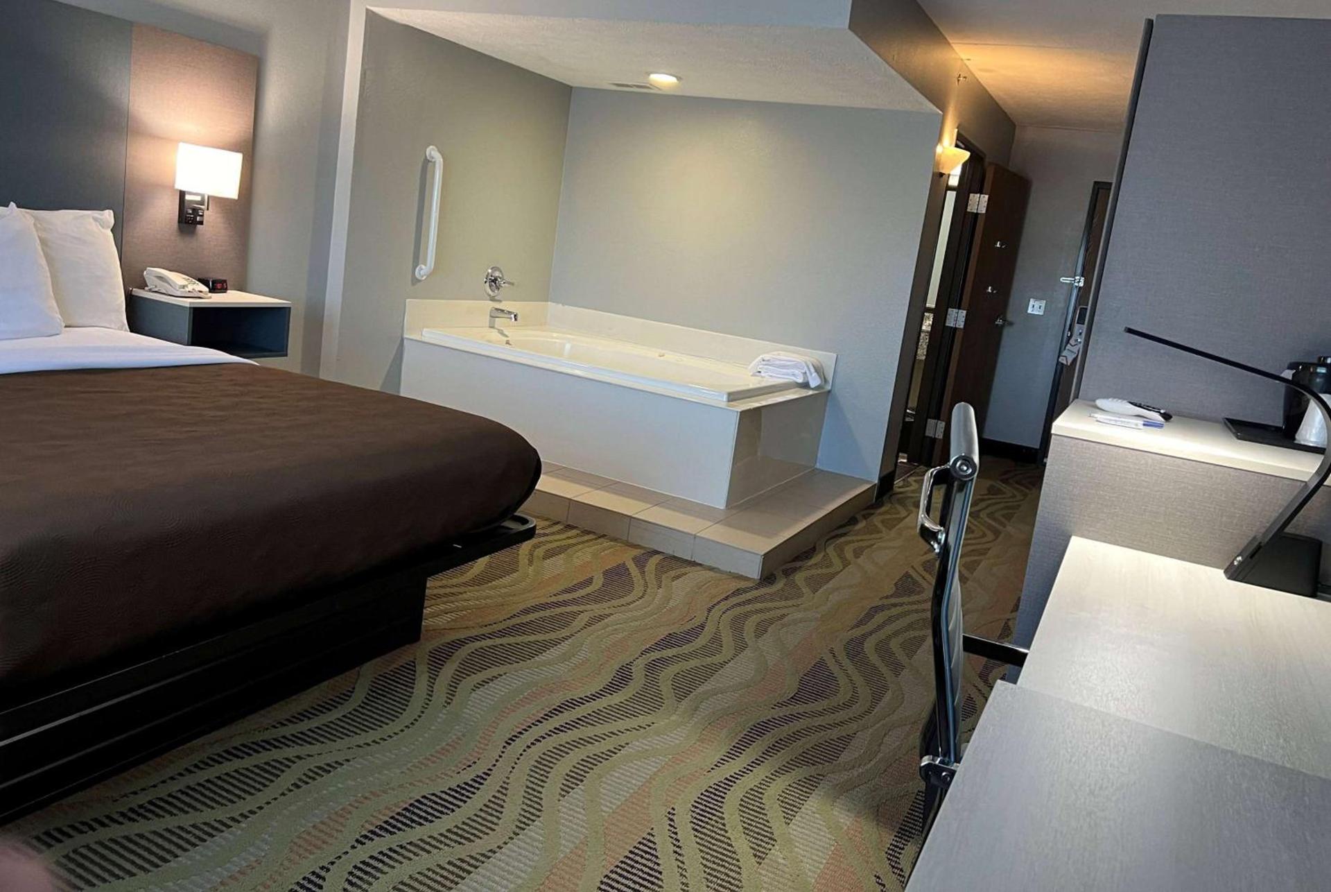AmericInn by Wyndham Republic photo 15