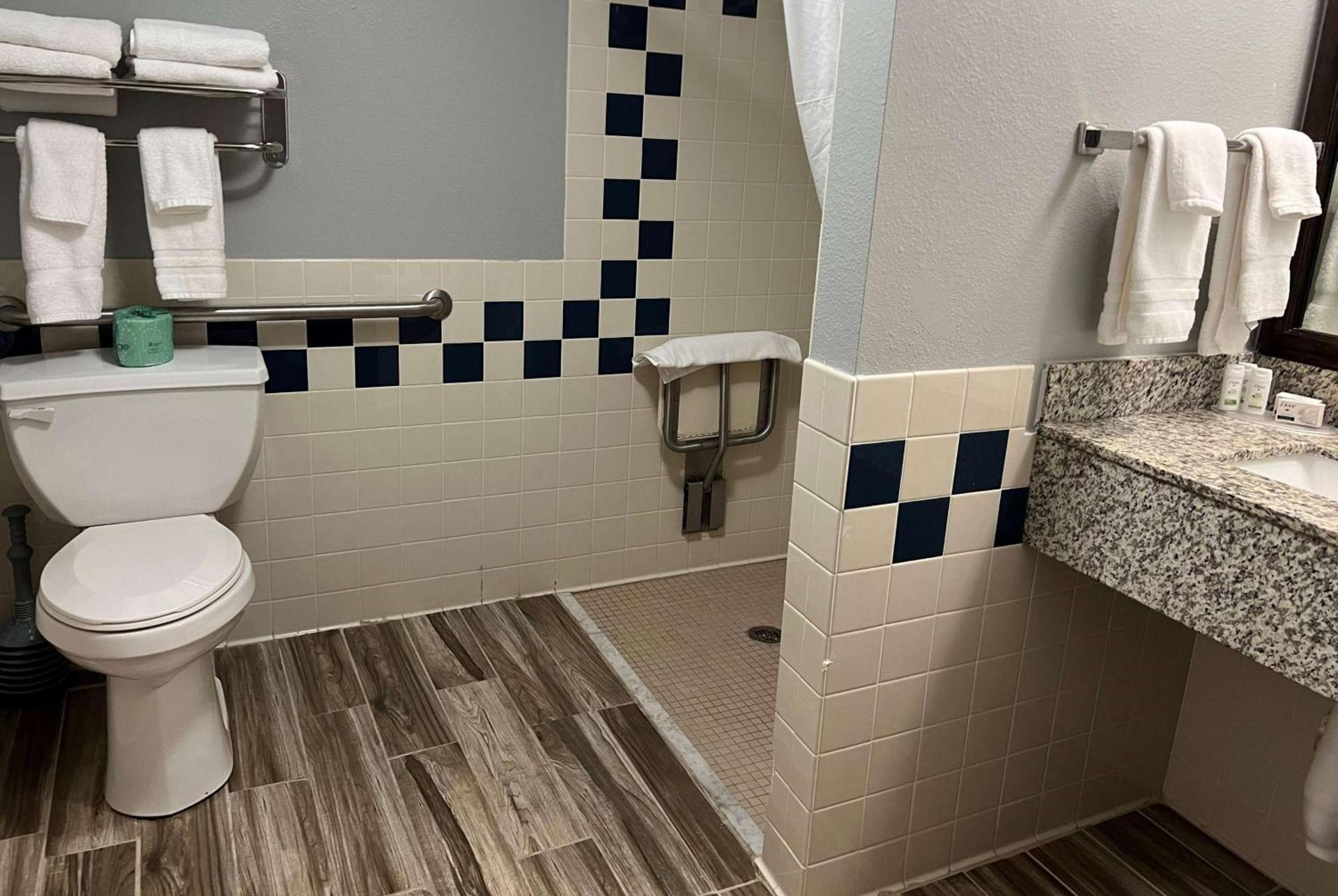 AmericInn by Wyndham Republic photo 22