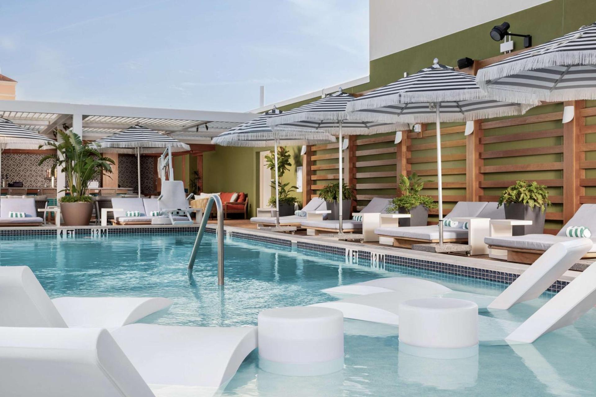 The Hiatus Clearwater Beach, Curio Collection By Hilton photo 12