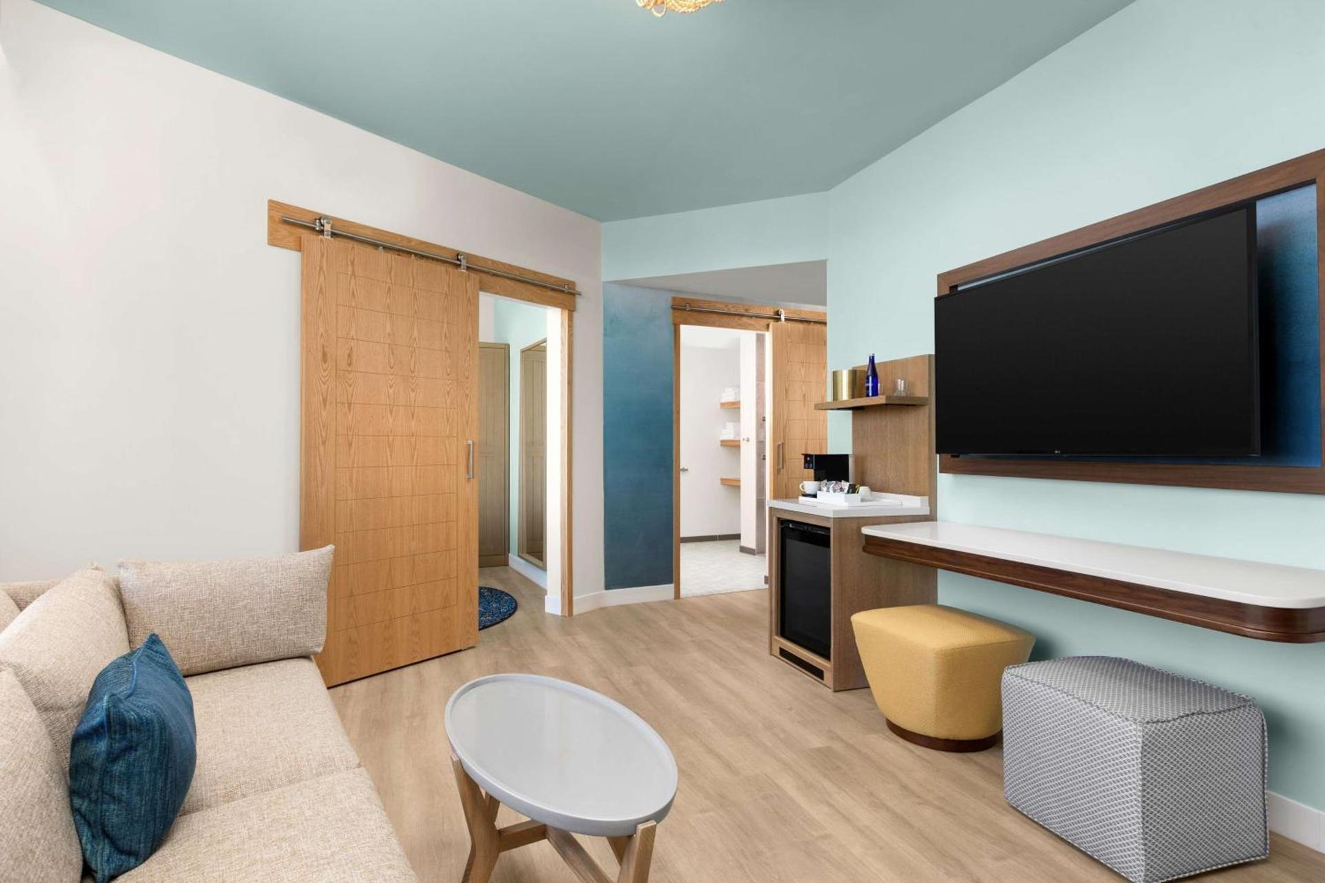 The Hiatus Clearwater Beach, Curio Collection By Hilton photo 52