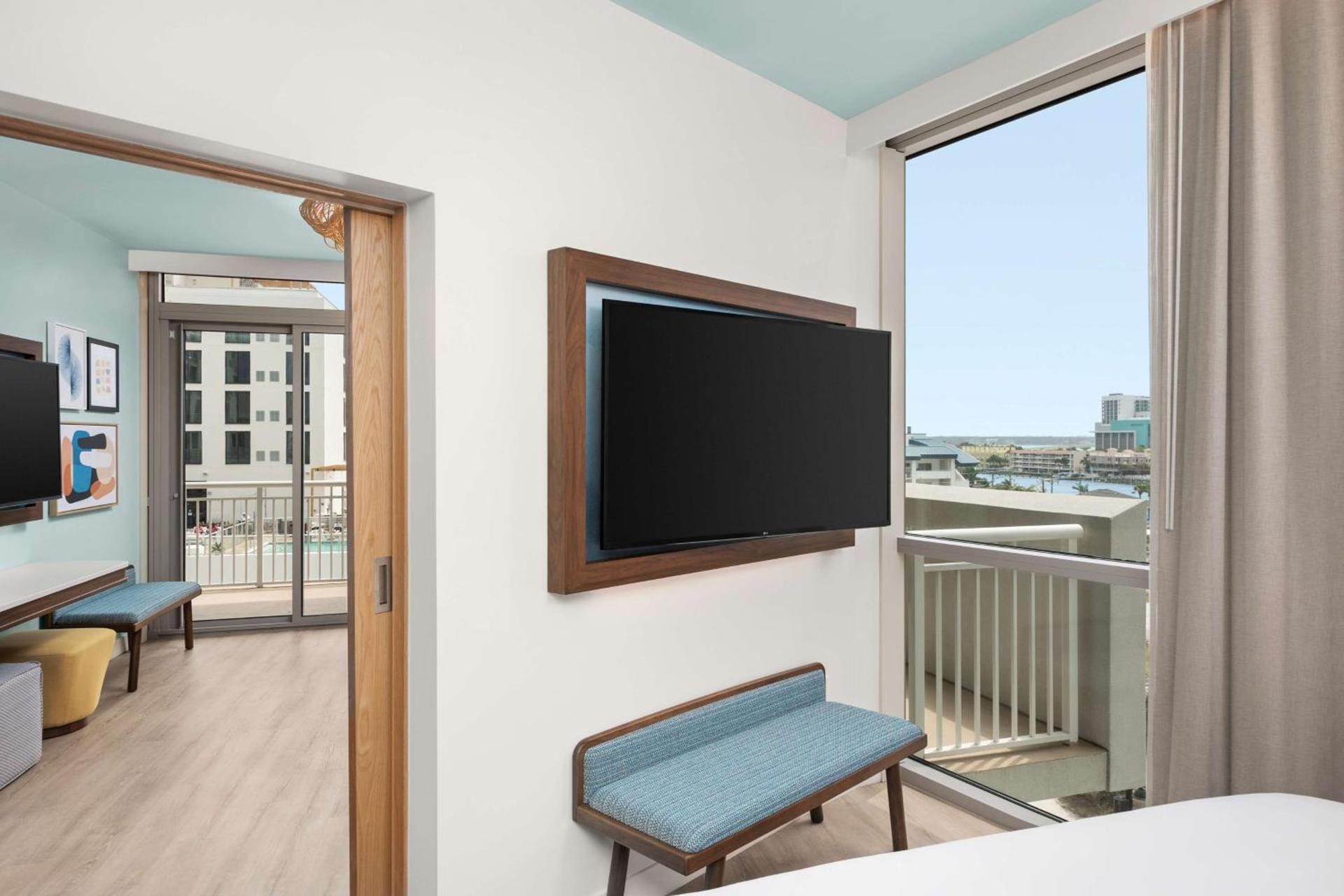 The Hiatus Clearwater Beach, Curio Collection By Hilton photo 58