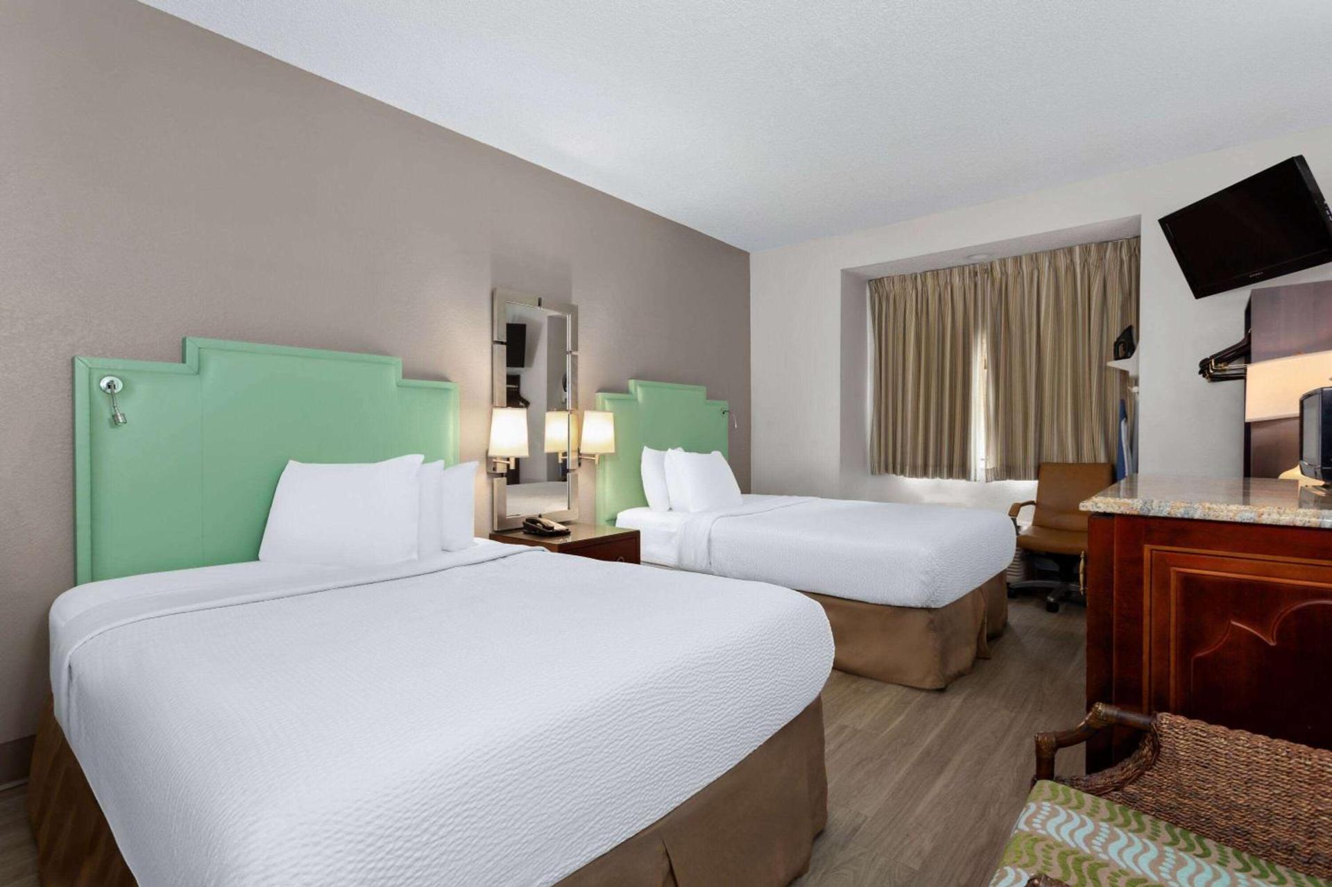 Baymont by Wyndham Orlando-International Dr-Universal Blvd photo 16