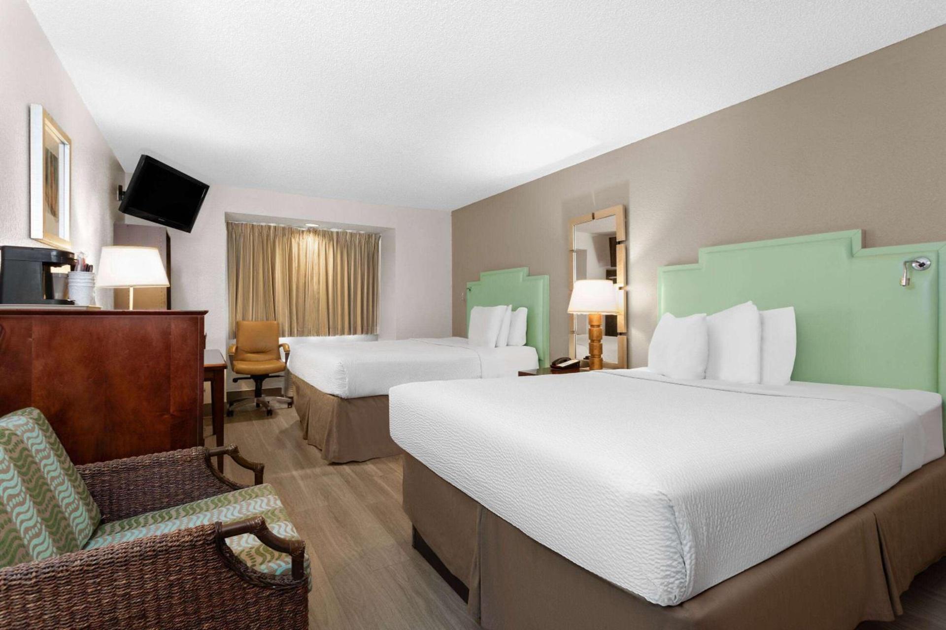 Baymont by Wyndham Orlando-International Dr-Universal Blvd photo 24
