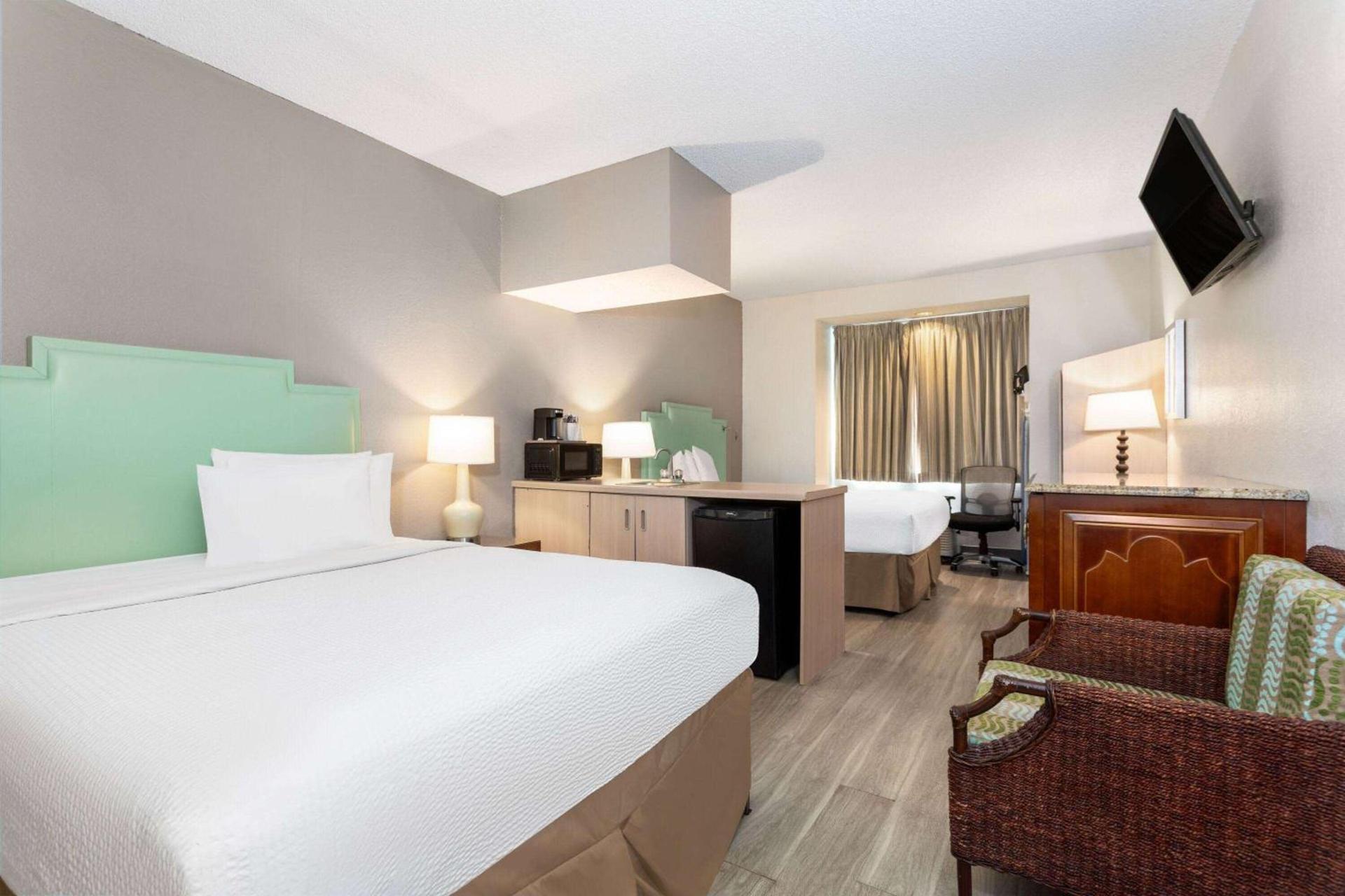 Baymont by Wyndham Orlando-International Dr-Universal Blvd photo 26