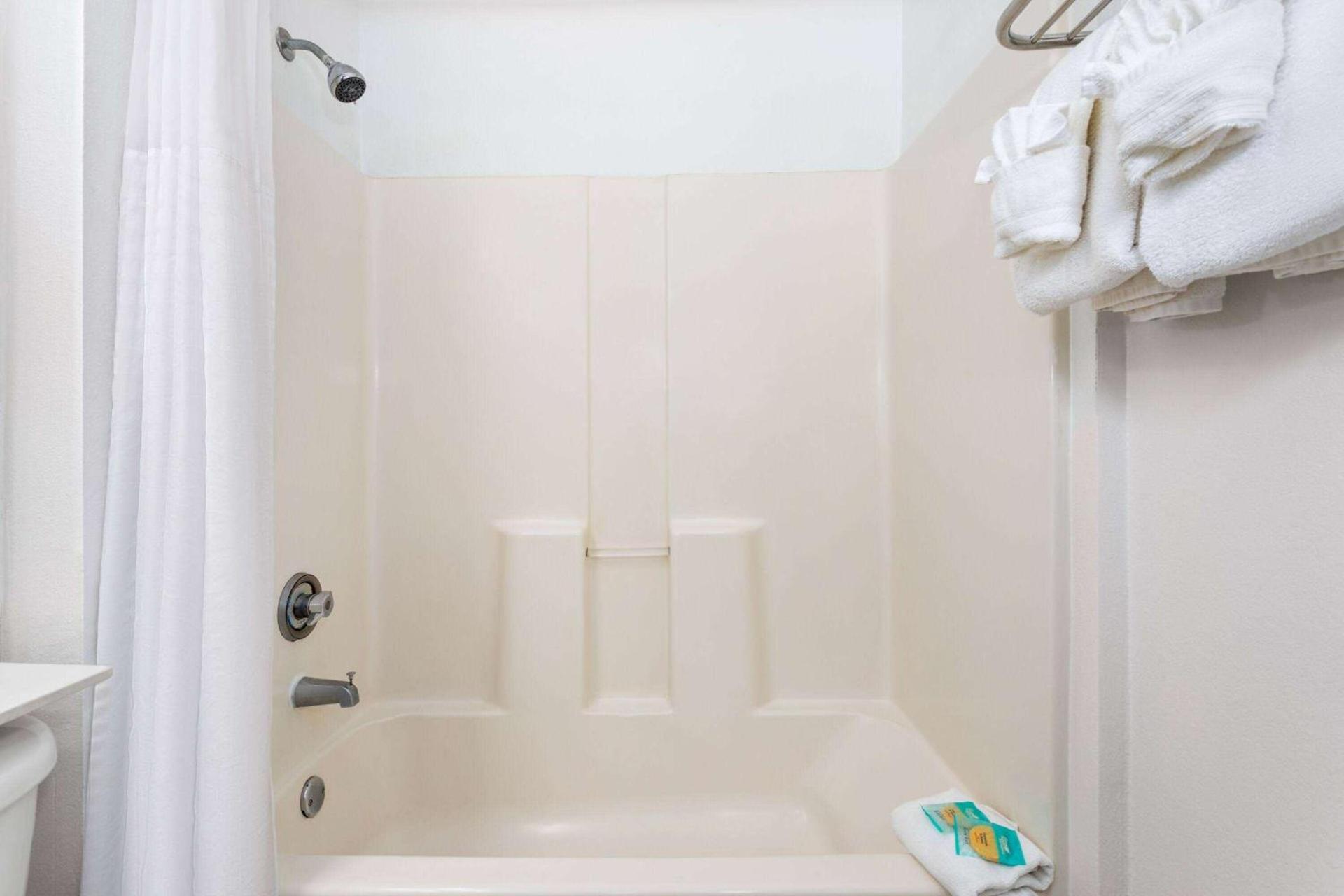 Baymont by Wyndham Orlando-International Dr-Universal Blvd photo 29