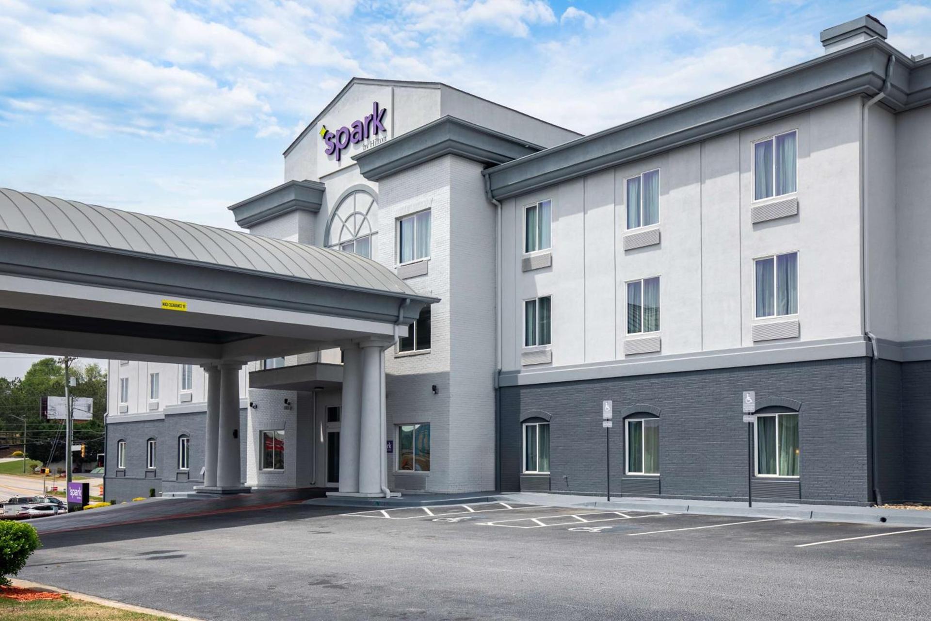 Spark by Hilton Commerce, GA photo 3