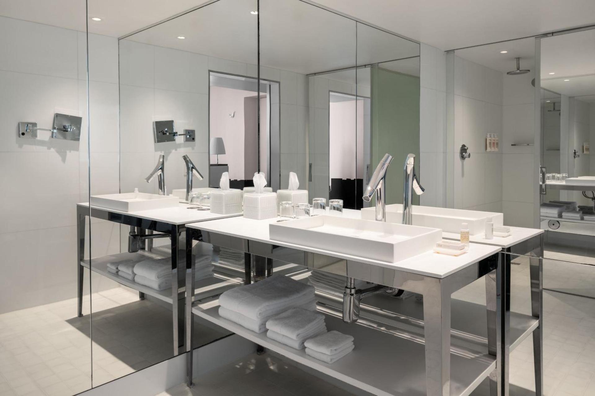 Dua Miami, Autograph Collection photo 28