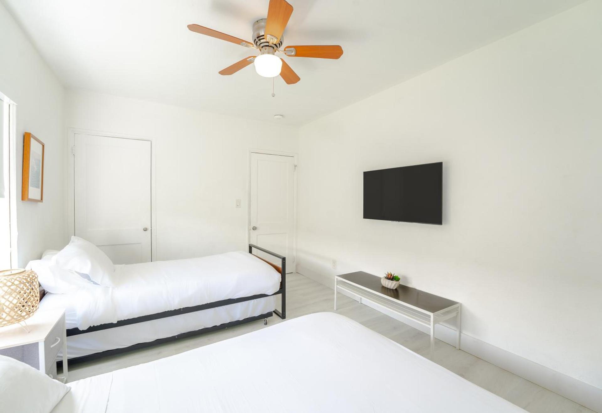 PRAIA Hotel Hollywood photo 11
