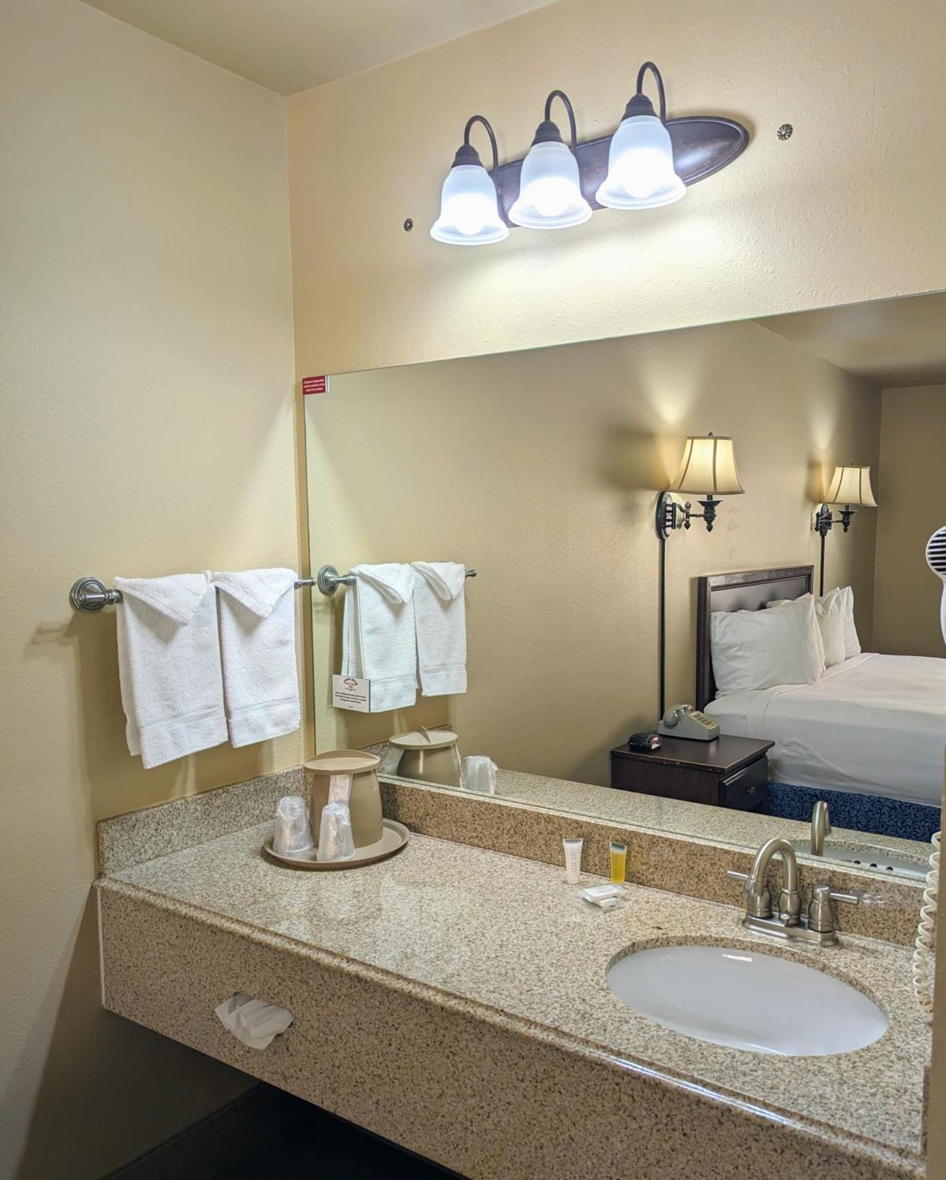 First Gold Gaming Resort photo 16