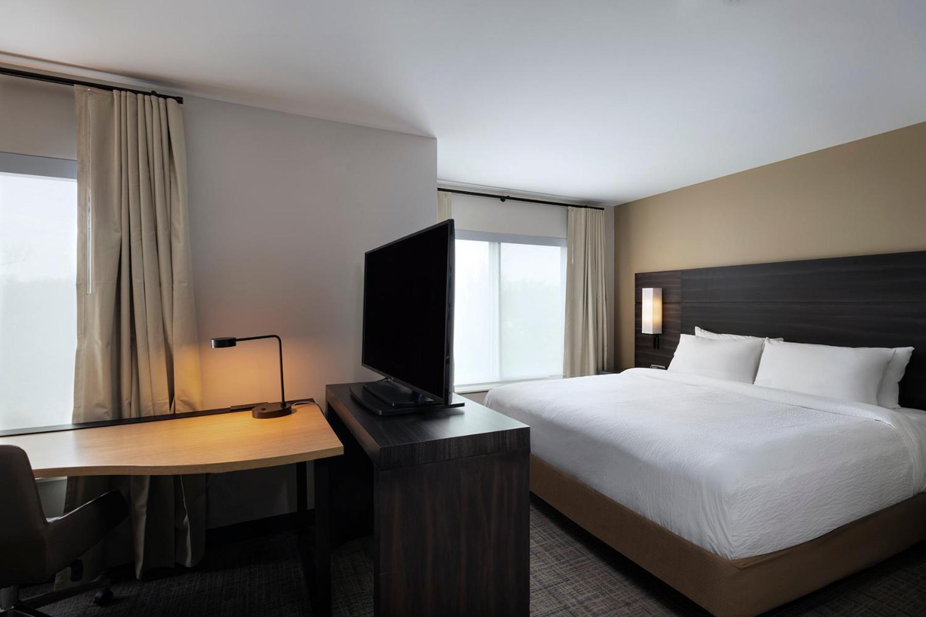 Residence Inn New Brunswick Tower Center Blvd. photo 3