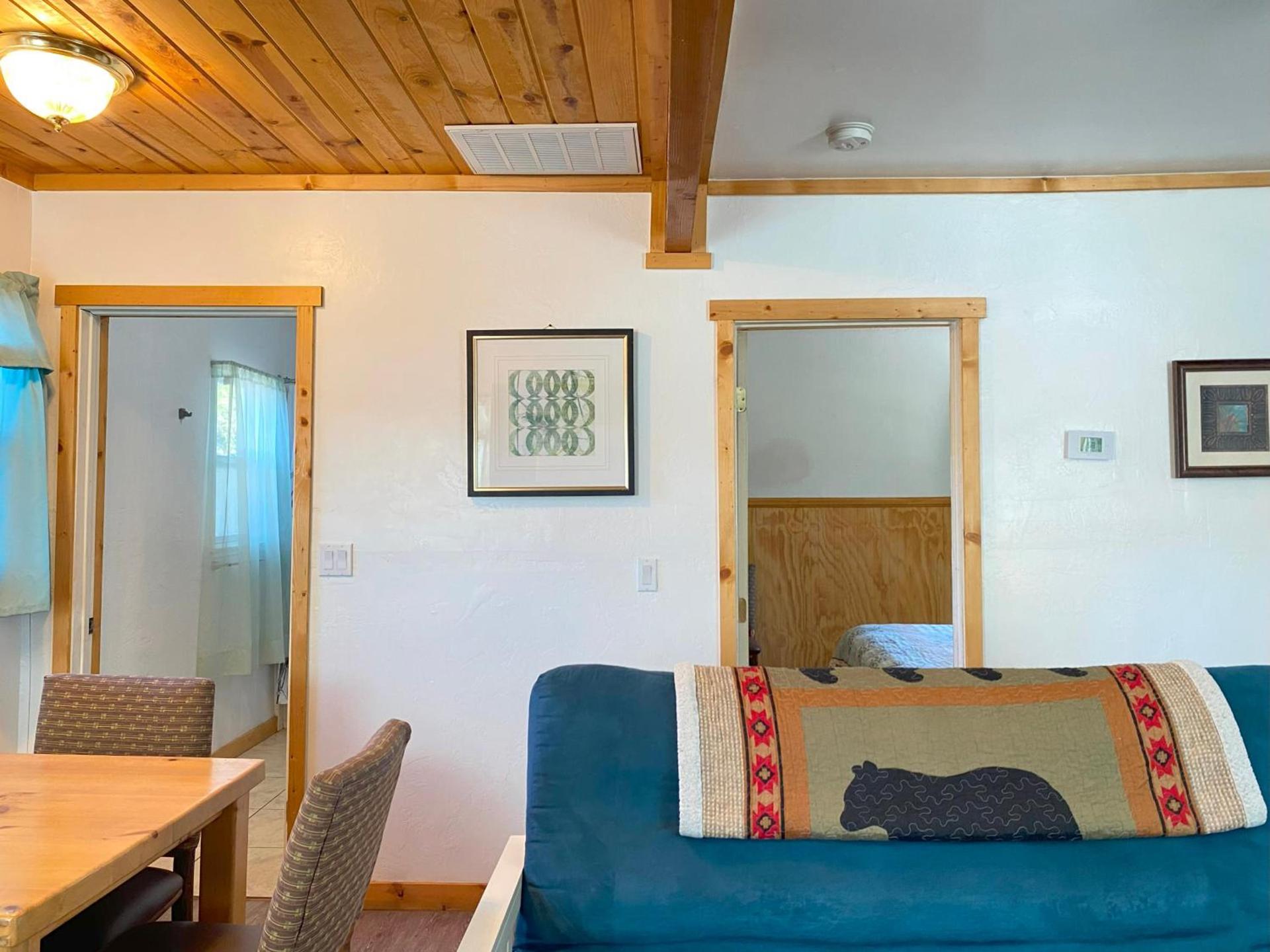 Blue Horizon Lodge photo 26