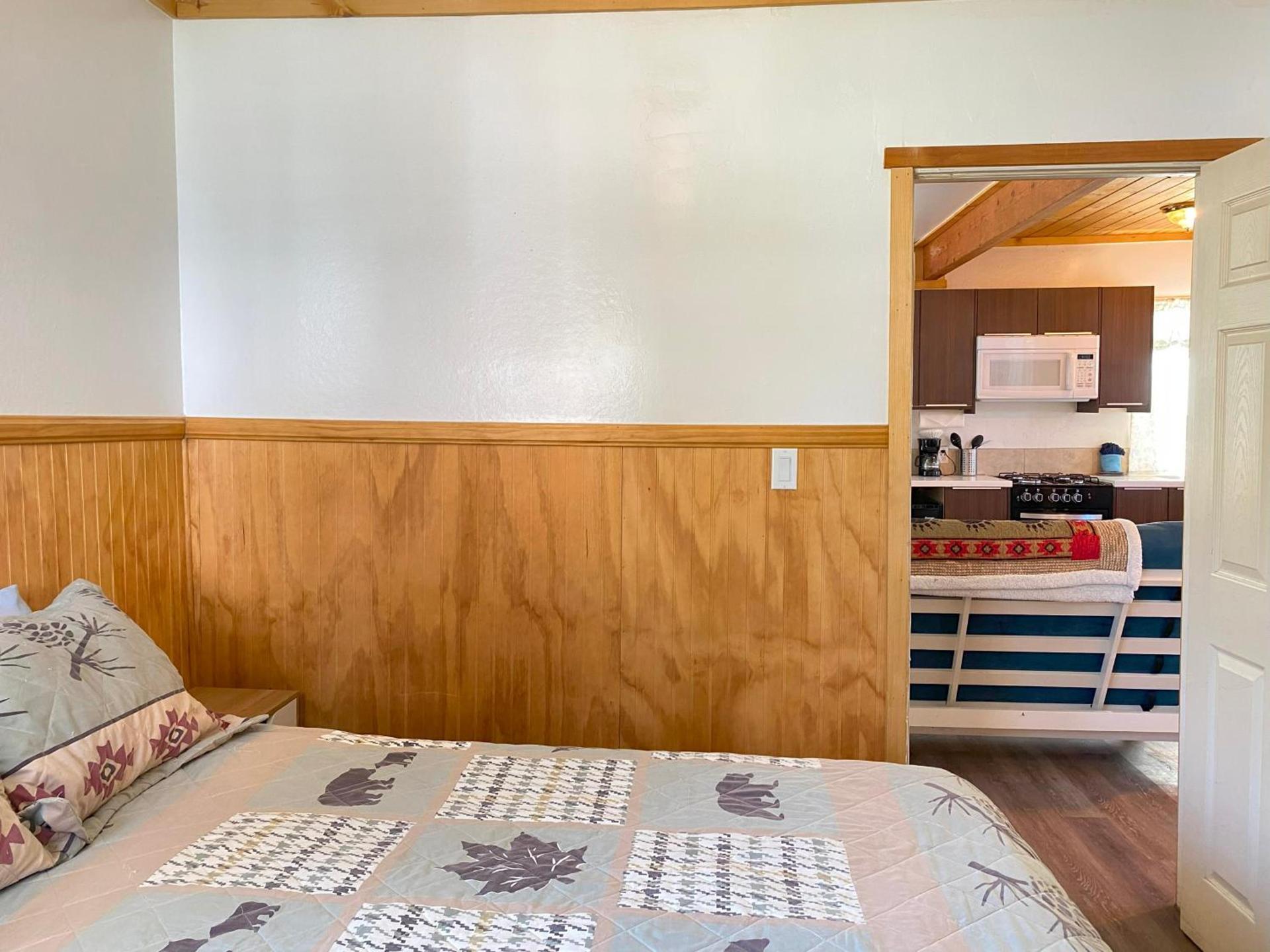 Blue Horizon Lodge photo 25