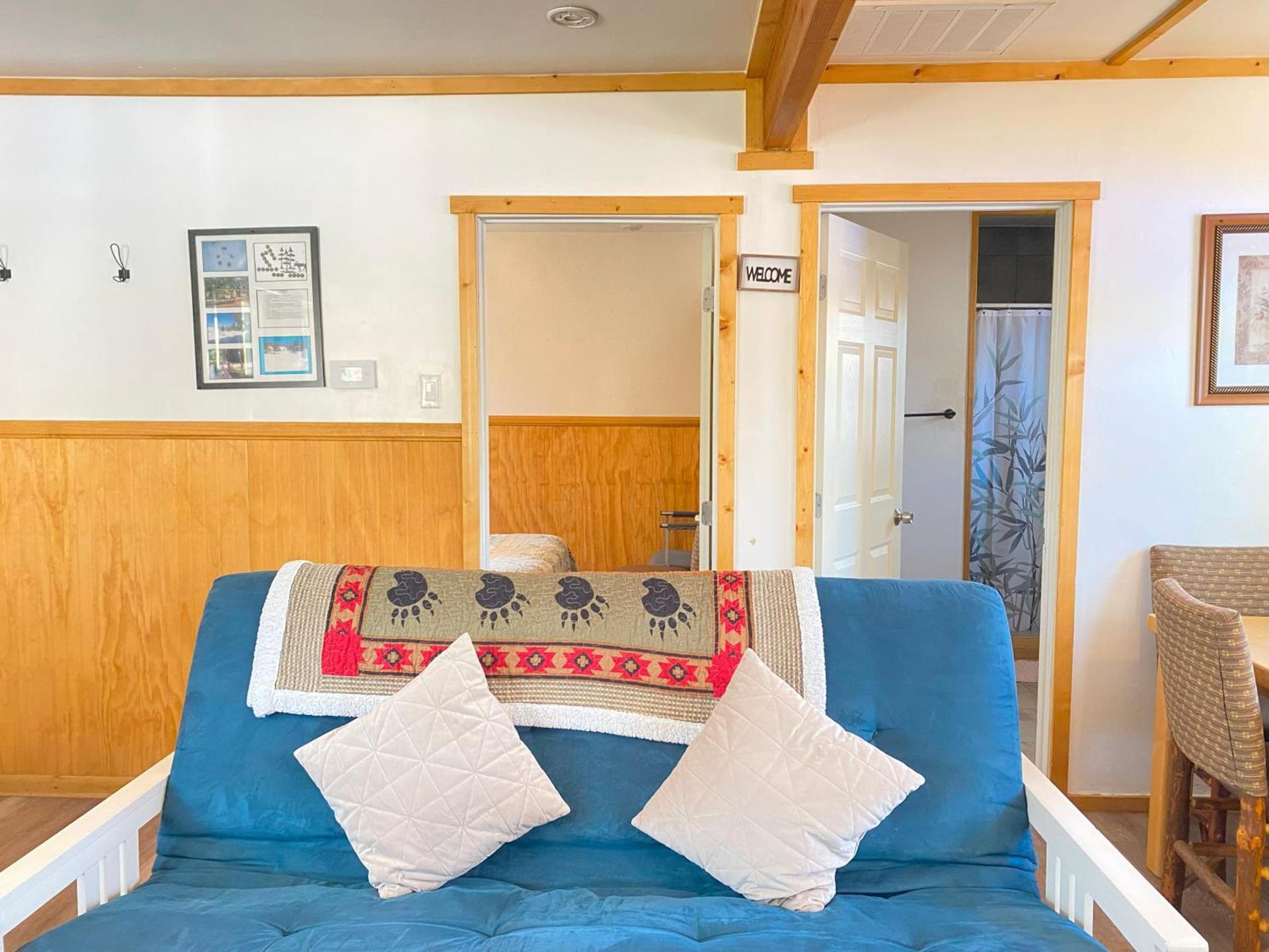 Blue Horizon Lodge photo 36