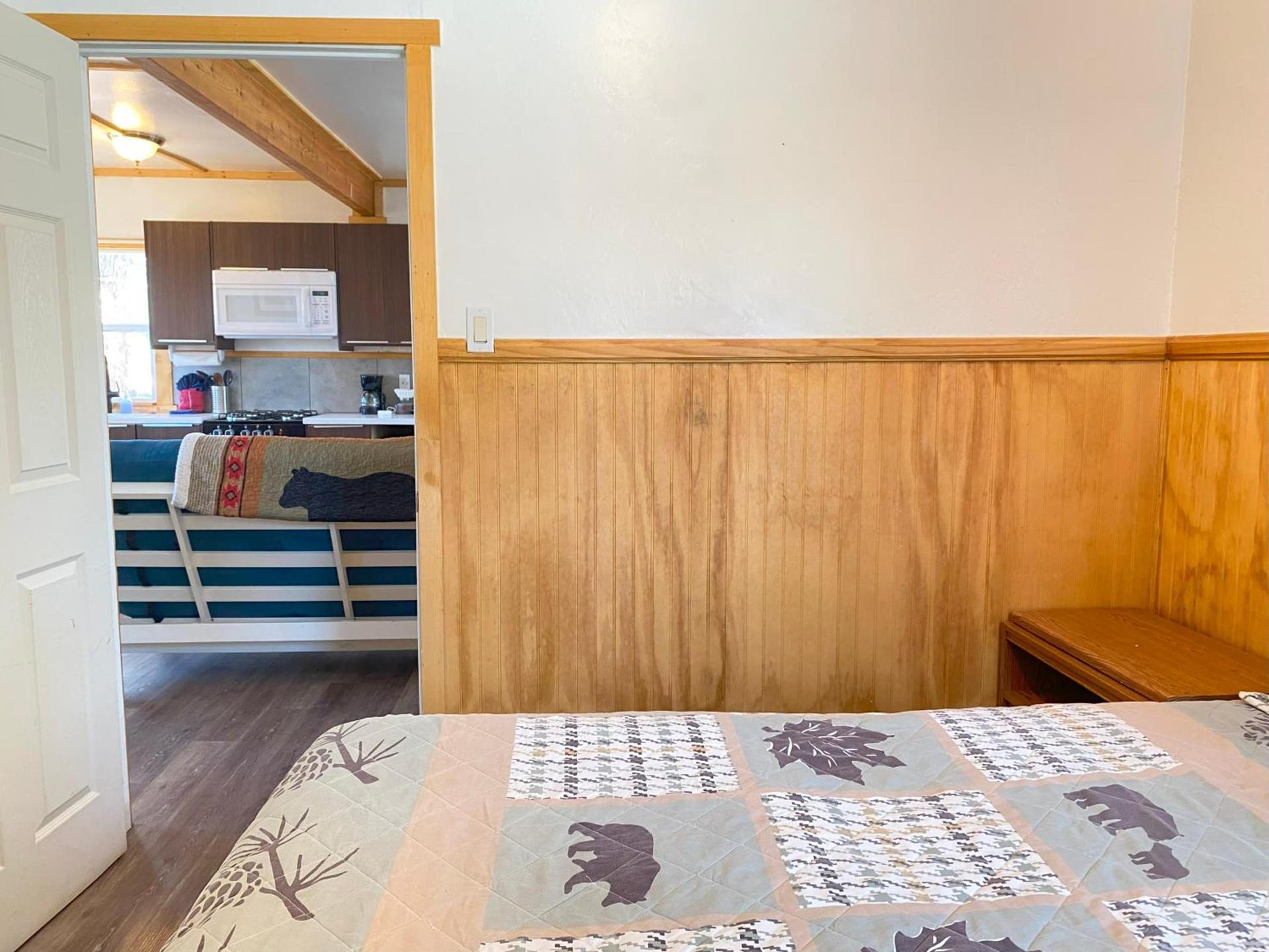 Blue Horizon Lodge photo 37