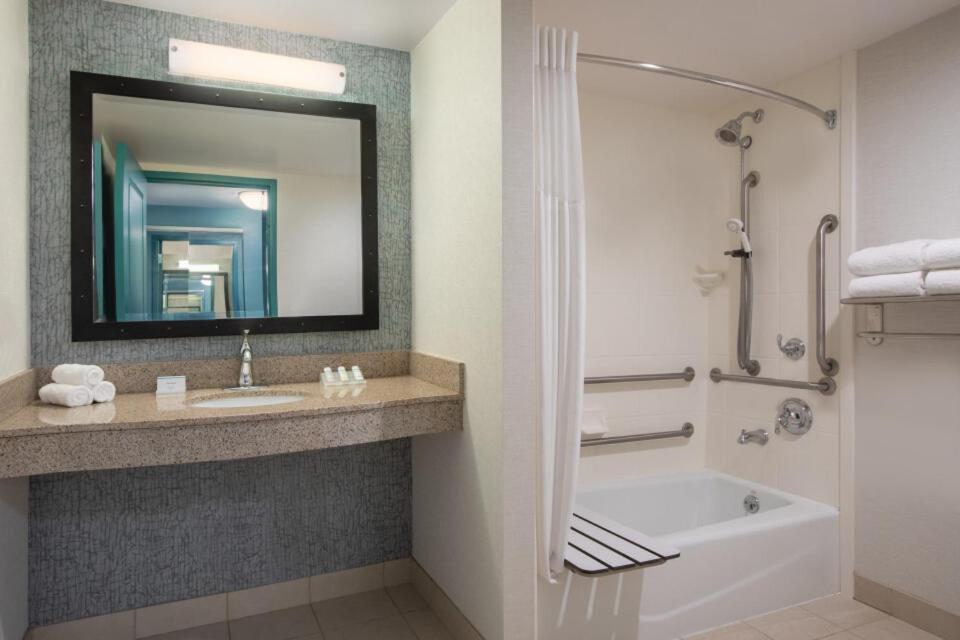 Hilton Garden Inn Troy photo 9