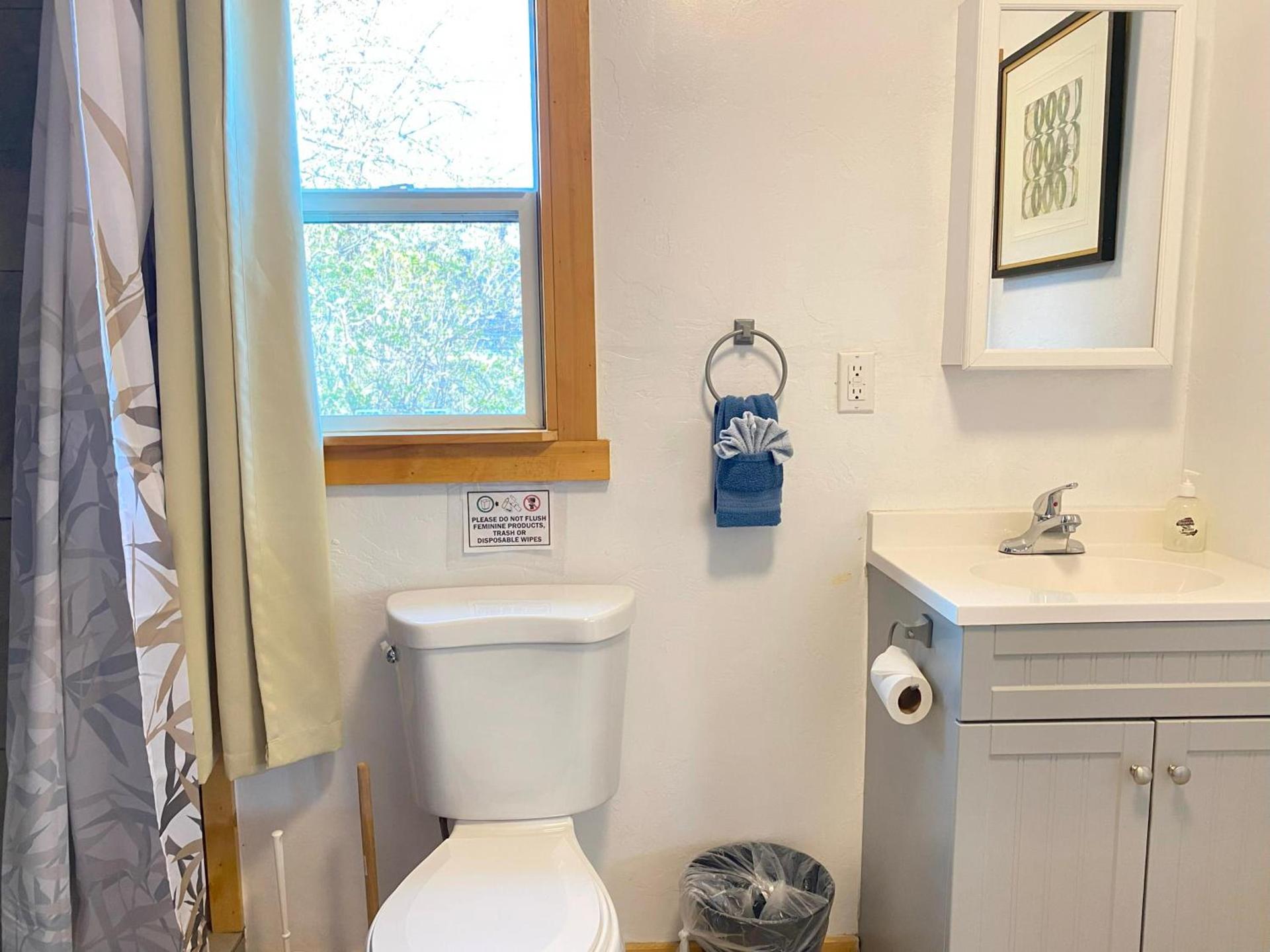 Blue Horizon Lodge photo 56