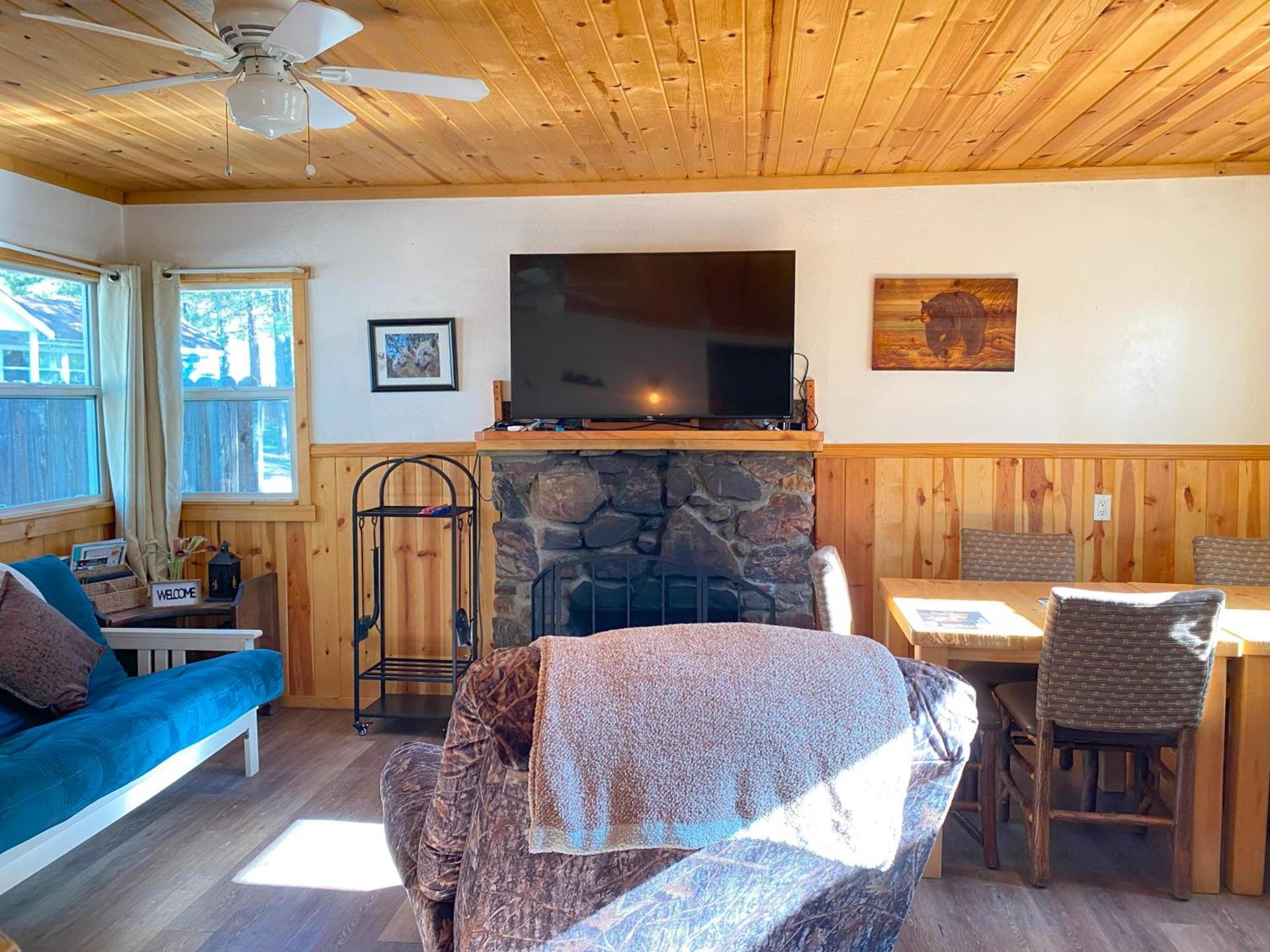Blue Horizon Lodge photo 94